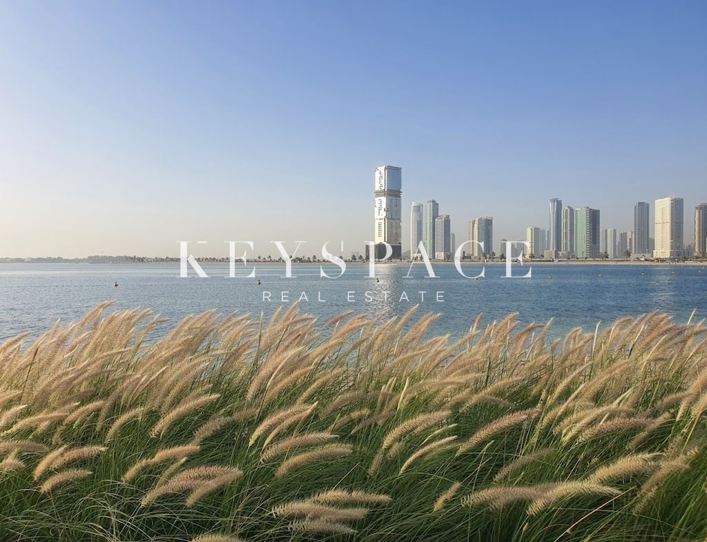 Coastal Elegance Redefined | Unbeatable Beachside Location