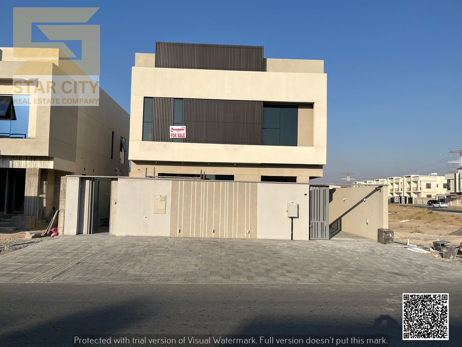 Modern villa for sale. Price includes electricity, water and air conditioning.