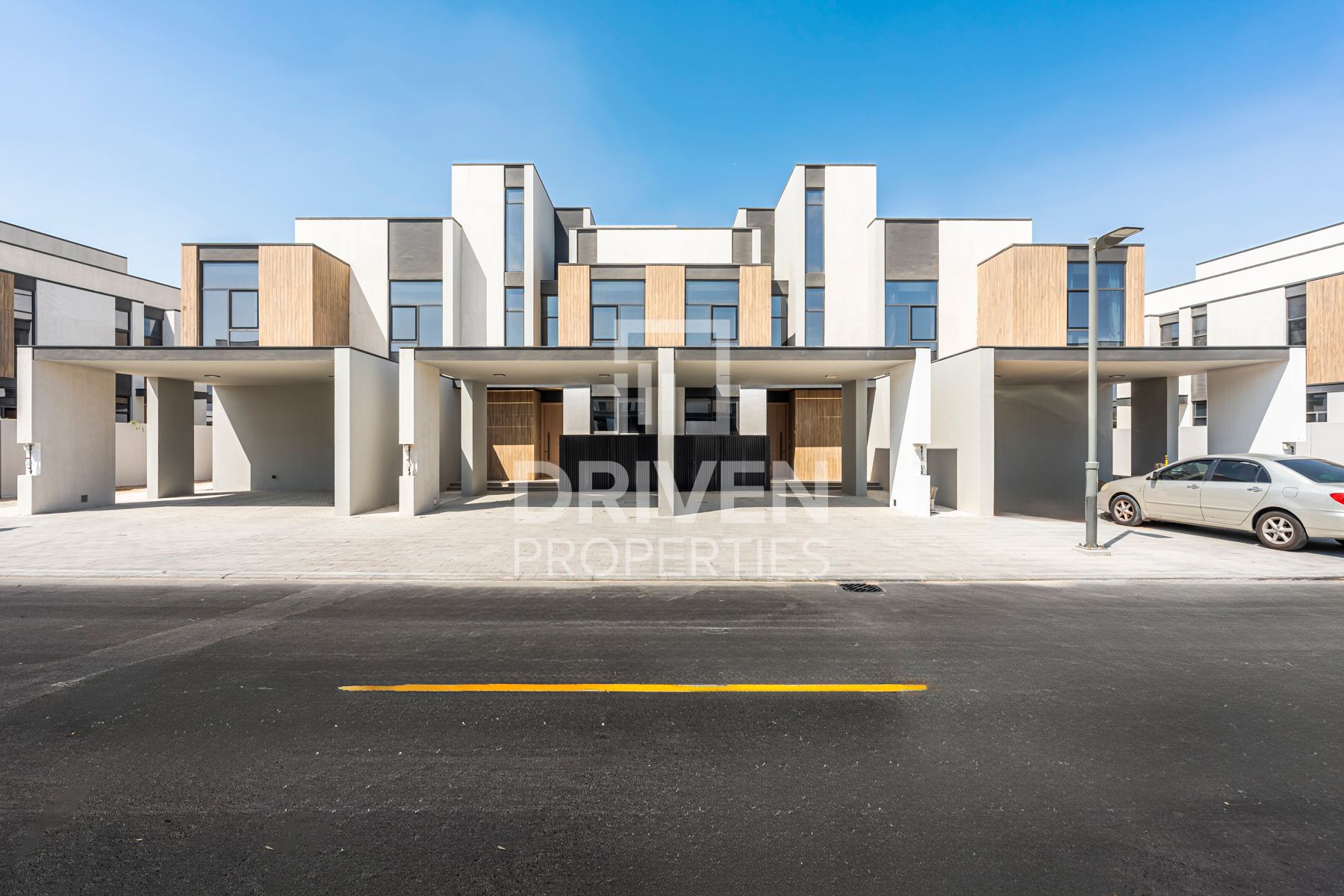 Best Deal | Rooftop Access | Serene Garden View