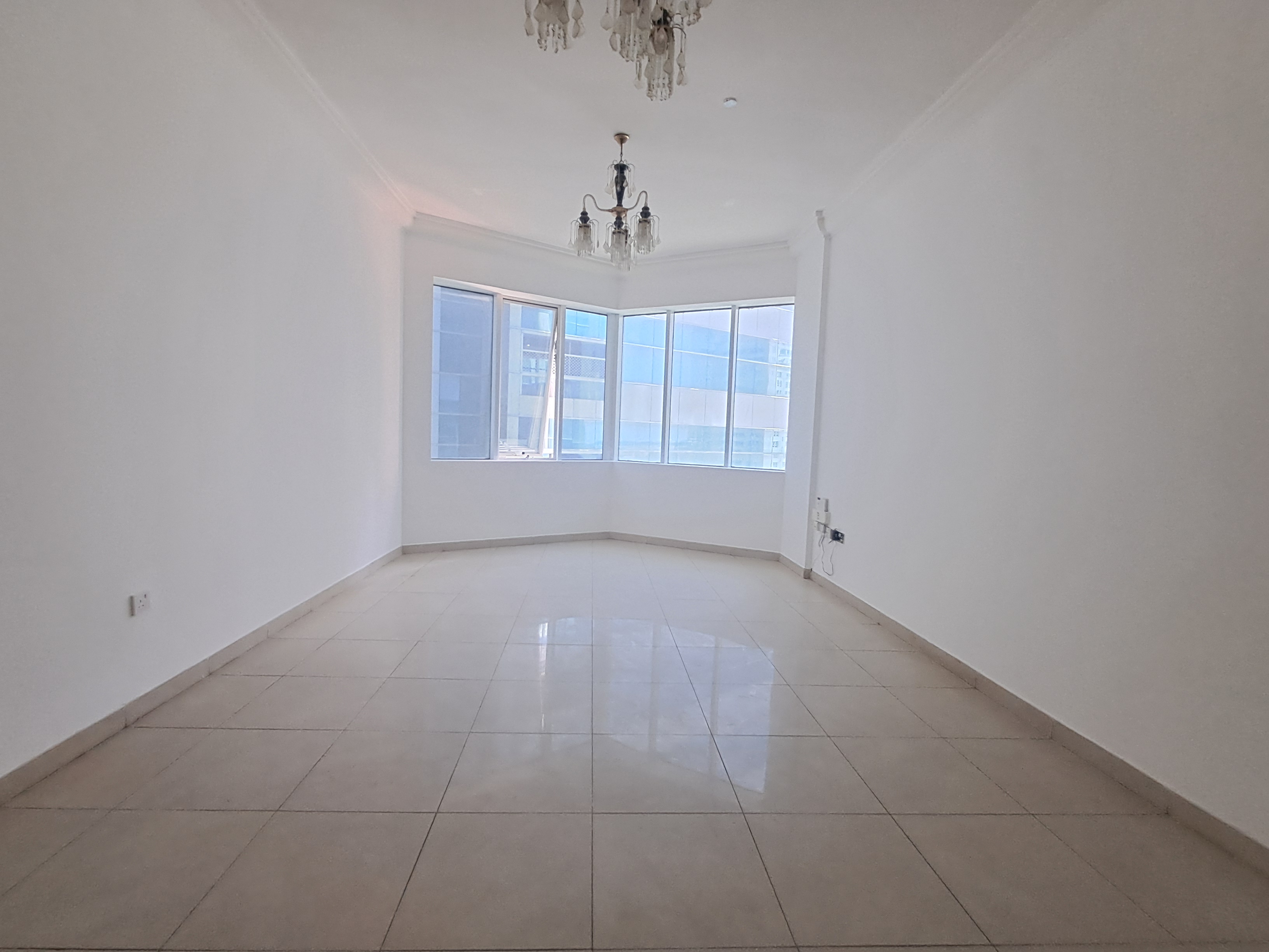 LUXURY 1BHK | FREE GYM&POOL | WARDROBES | IN 36k