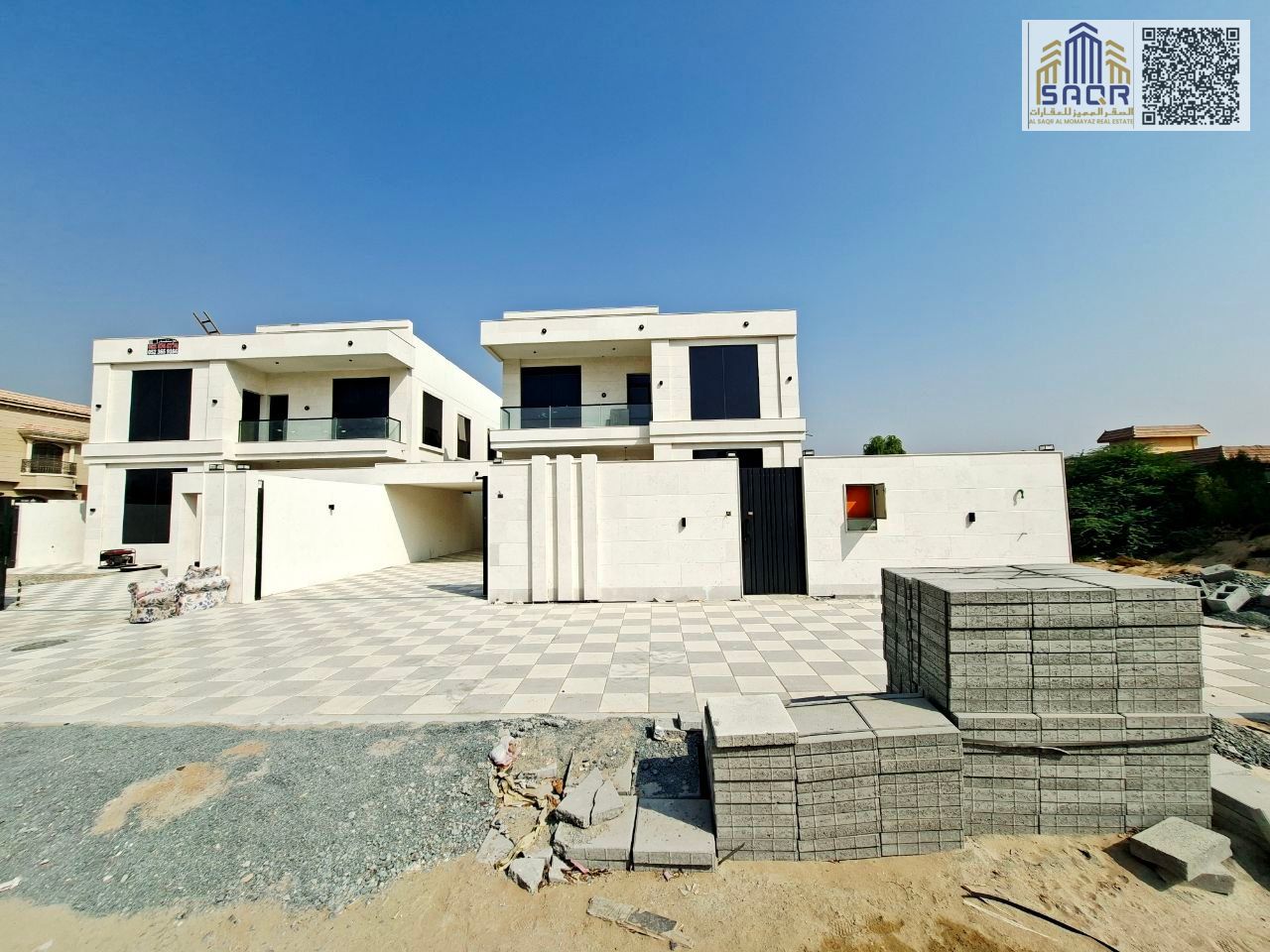 For sale: Deluxe villa in Rawda 2 / 5,000 square feet / Central air conditioning / Freehold for all nationalities / Easy bank financing / Prime locati