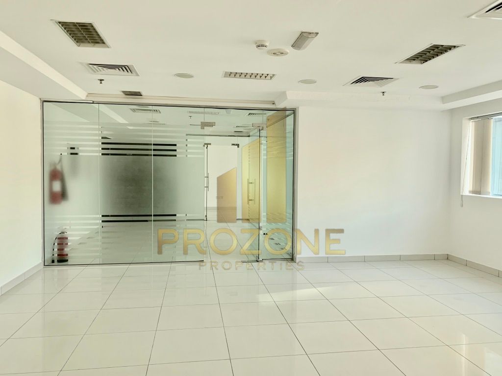 Close to MOE | Chiller Free | With Glass Partitions