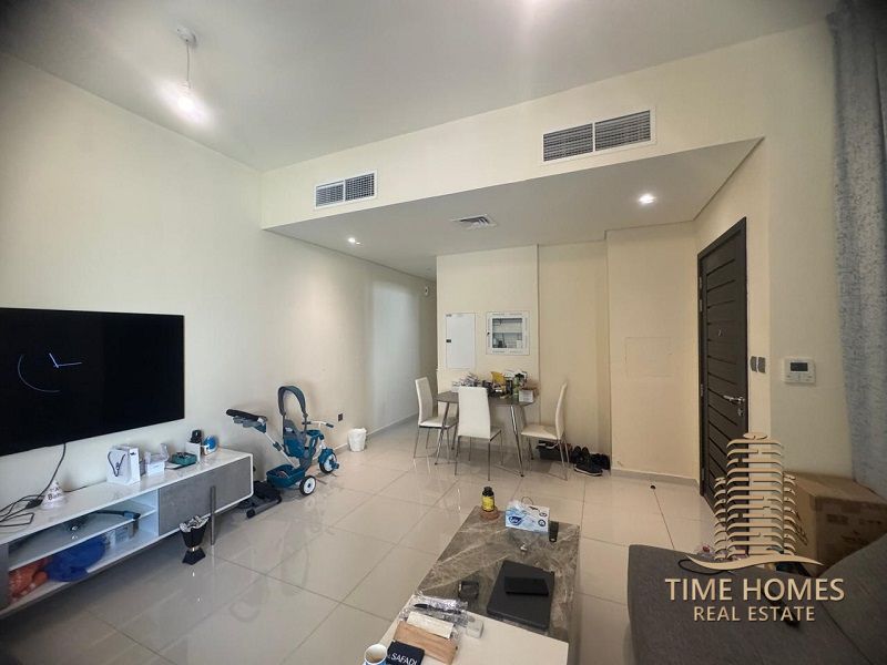 Townhouse | For Rent | L Shape