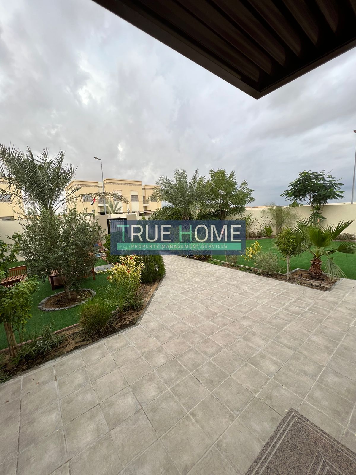 Ready To Move | Corner 5BR Villa | Landscape