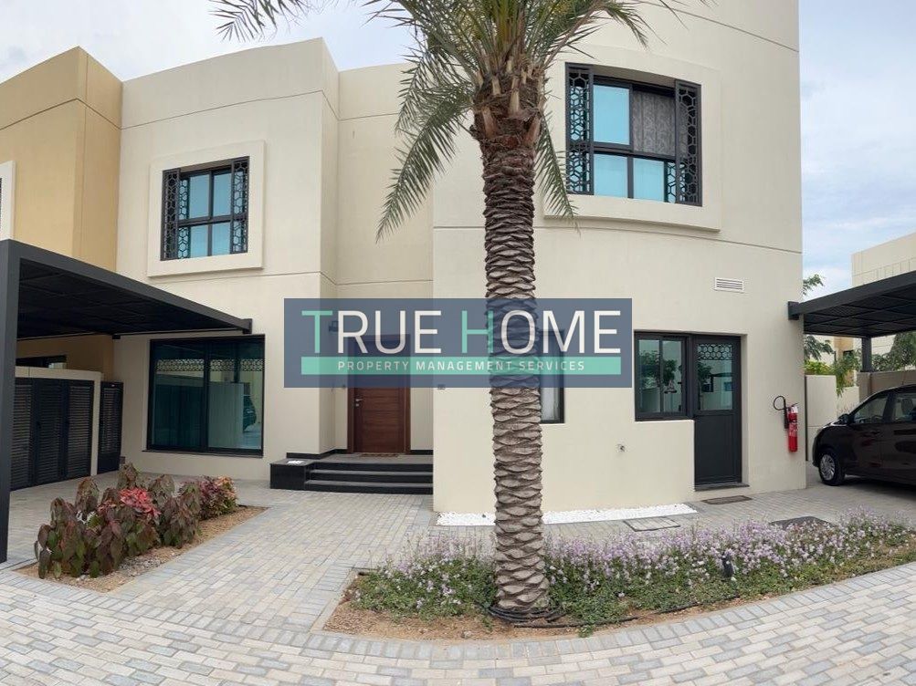 4BR Corner Villa – Prime Location