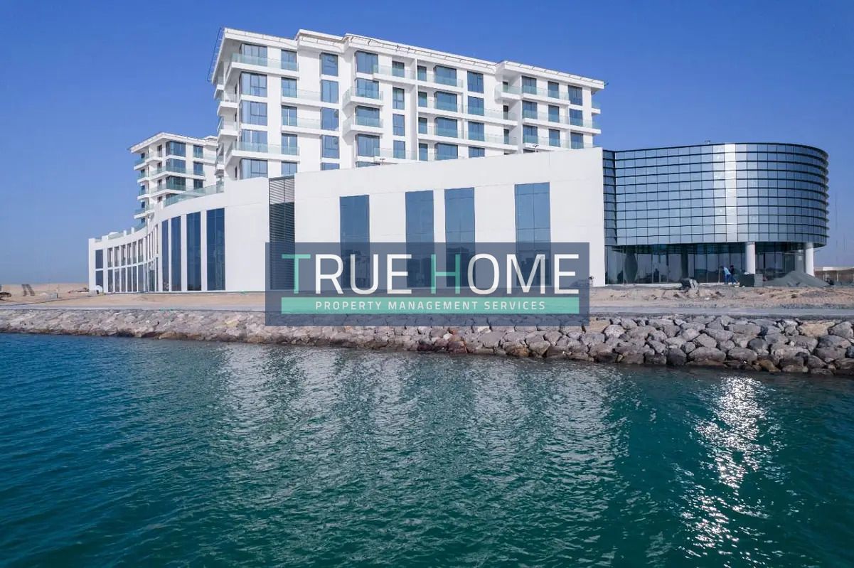 Luxury Studio with Stunning Sea View in Sharjah