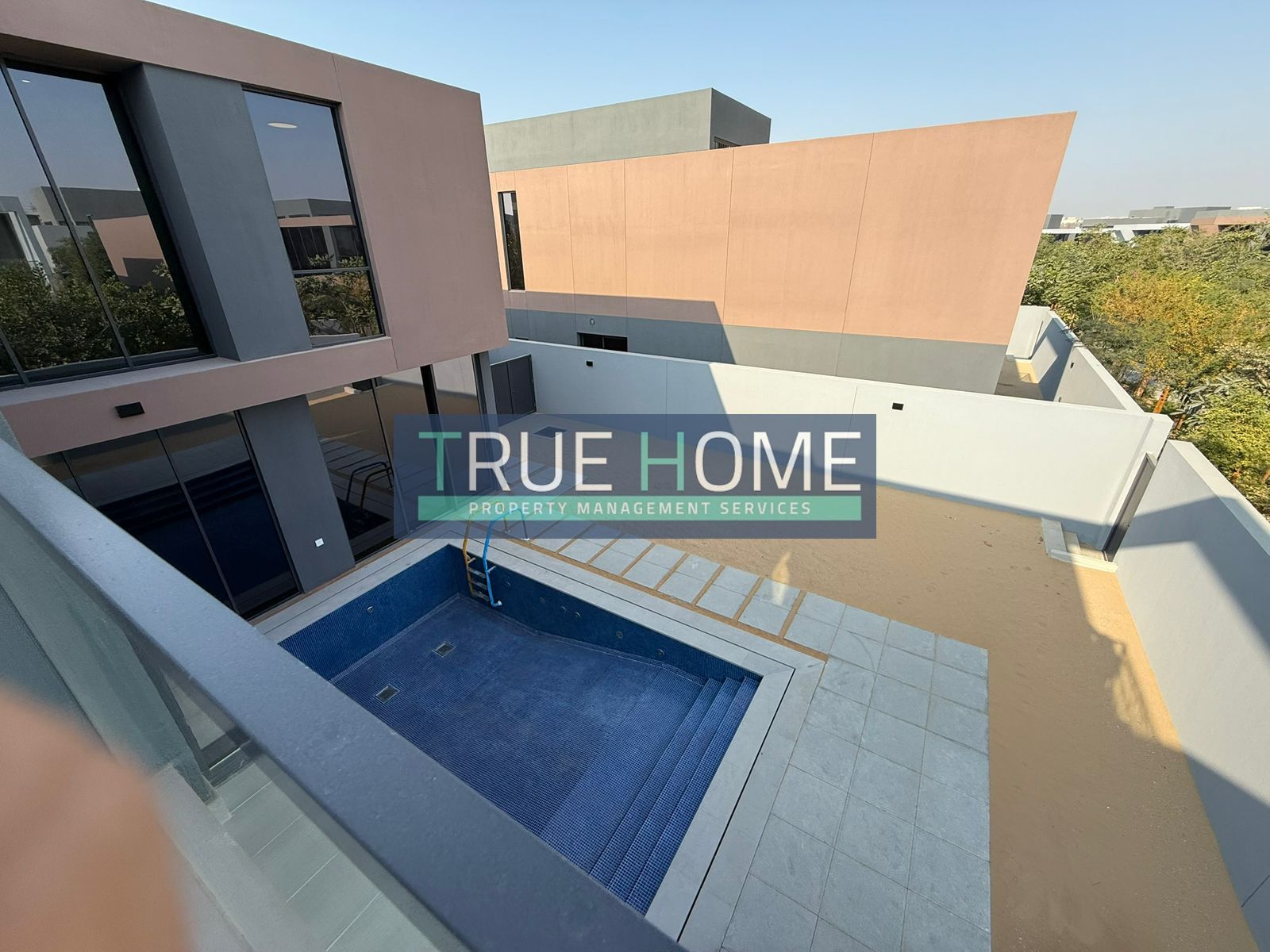 4BR+Pool | Freehold | | Mortgage