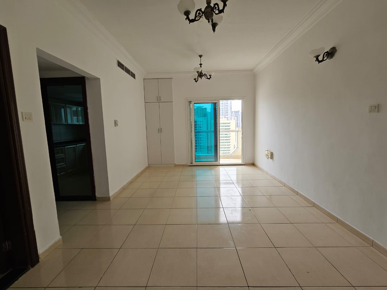 HOT OFFER LAVISH 1BHK WITH, BALCONY, WARDROBE (2 Bathroom)easy access to Dubai