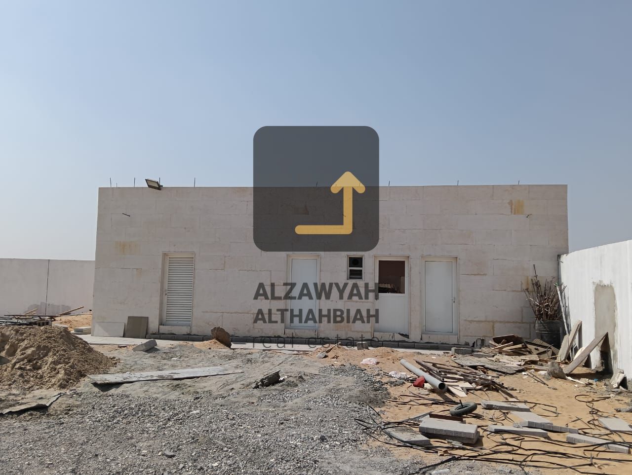 Warehouse / Prime Industrial Yard for Rent in the Heart of Al Sajja – Strategic Location