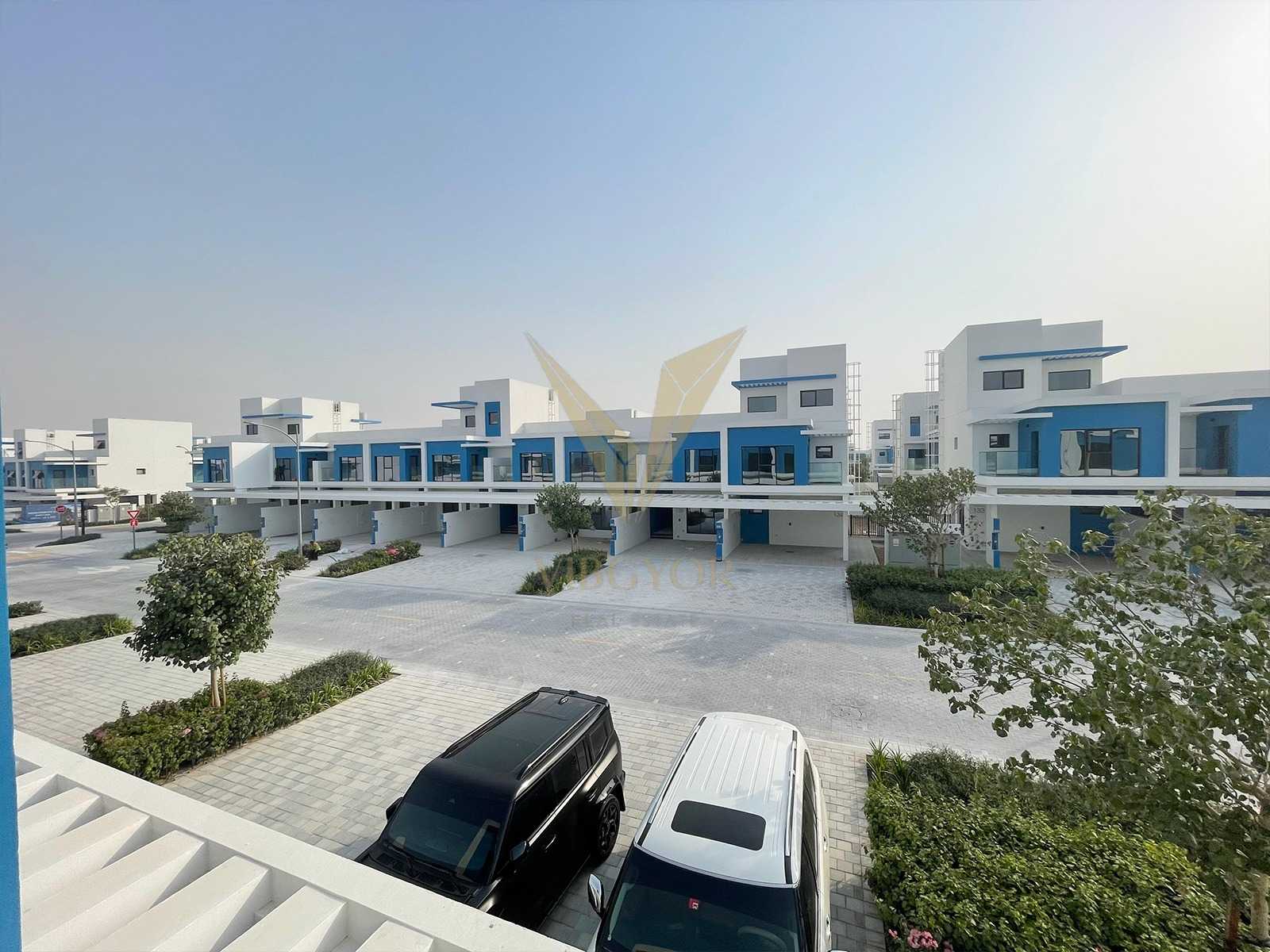 Ready to Move | 5-BR End Corner Villa | Santorini