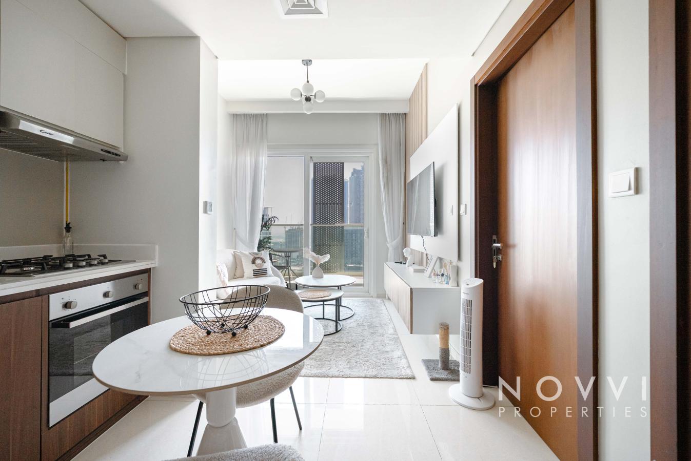 High Floor | Canal View | Renovated