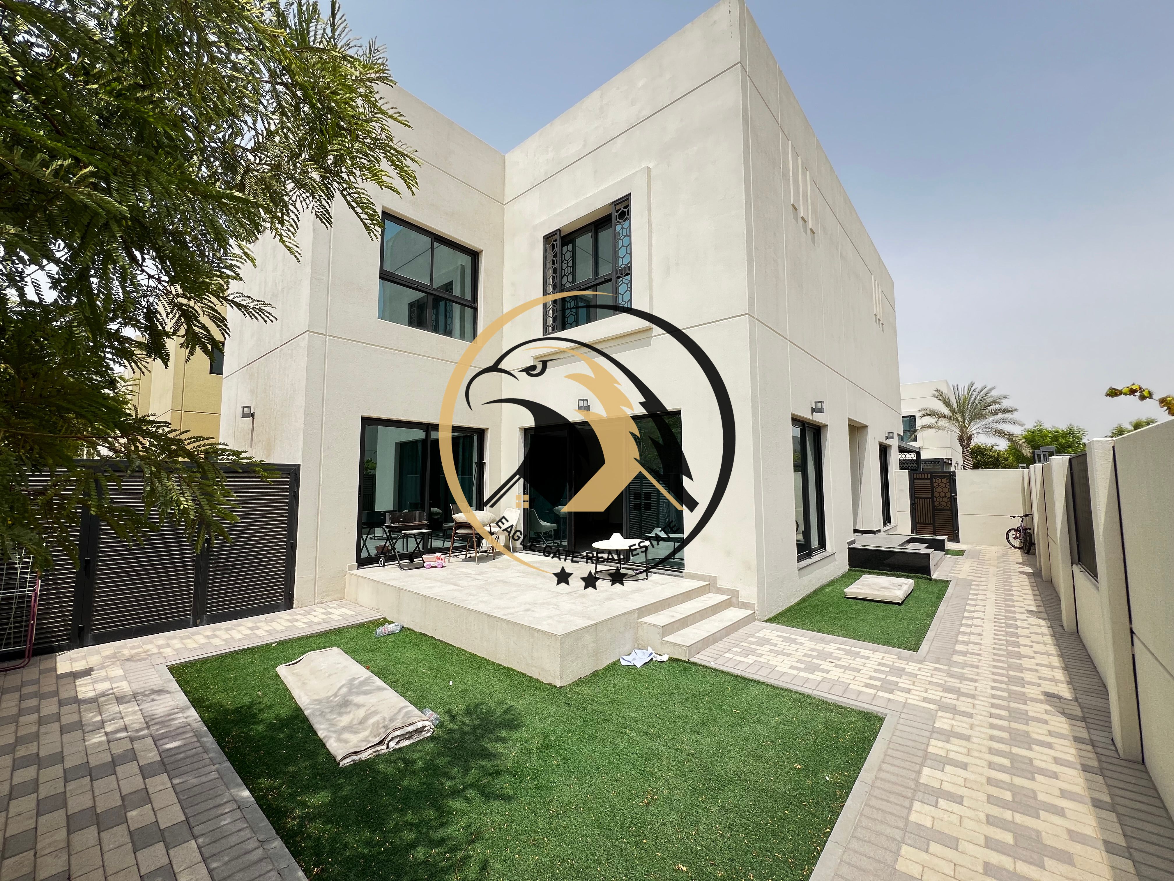 4 Bedroom corner Villah Sustanible City only 145 k 4 checques