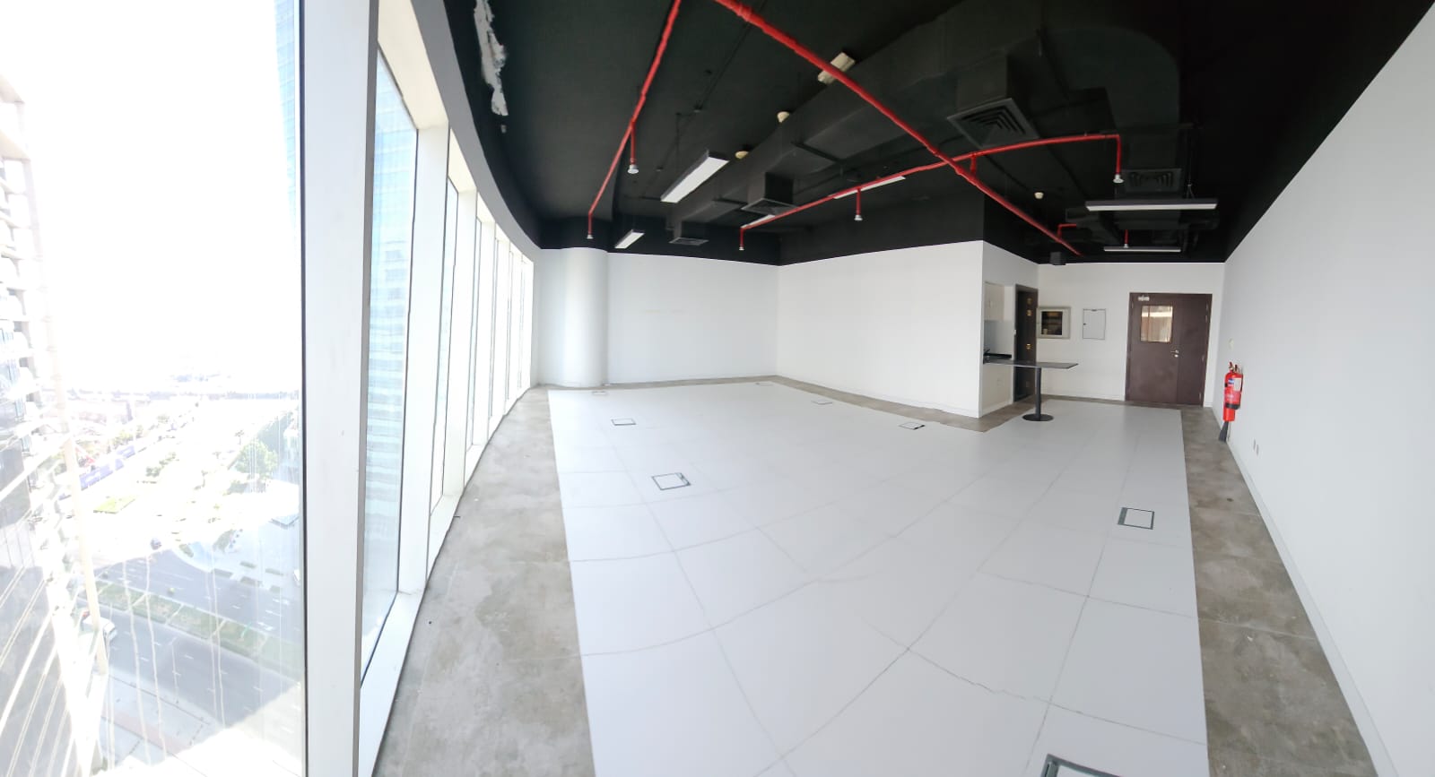 Modern Location | Exceptional Services | Flexible Payments | Stunning Views | Parking Available