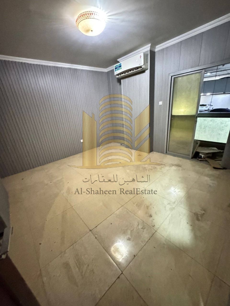 3 bedrooms and a hall for annual rent in Ajman, Al Rashidiya area, in the heart of the city, close to public services, schools, hospitals, malls, and all amenities. Very, very large area. Spacious spaces, master bedrooms, double-glazed windows, and a very