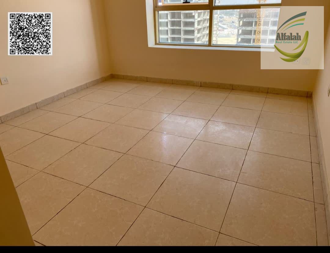 Live Smart | 1BHK in Majestic Tower C3 | Balcony, Parking, 2 Baths | AED 270K Only!