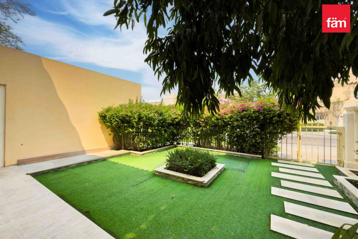 Prime Location | Private Pool | Golf Course Views