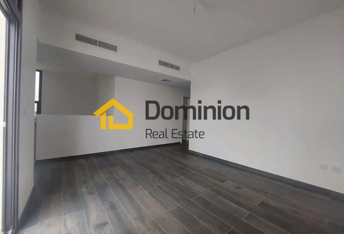 PRIME LOCATION l PEACEFUL COMMUNITY l READY TO MOVE