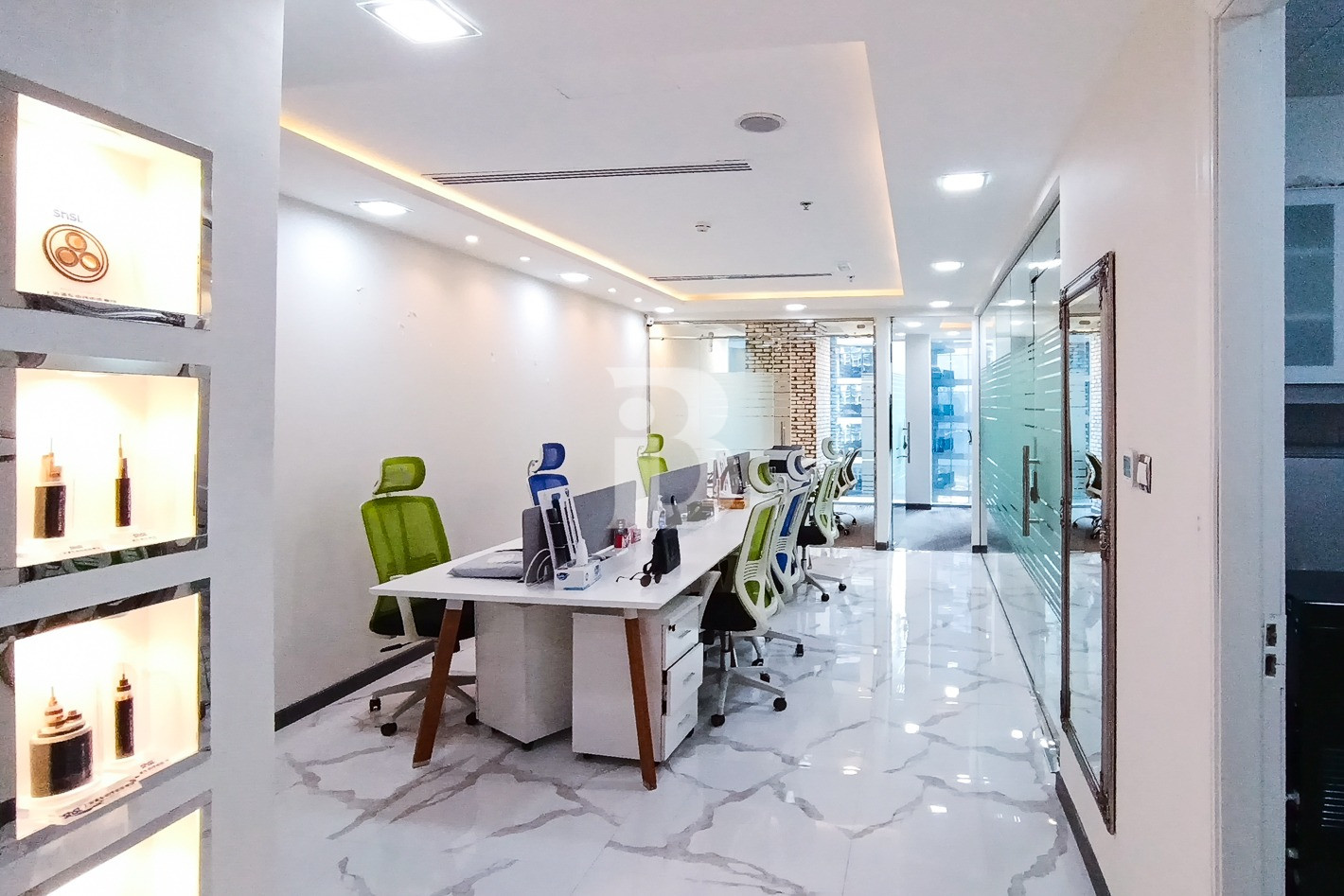 Fully Furnished | Exclusive unit | Grade A