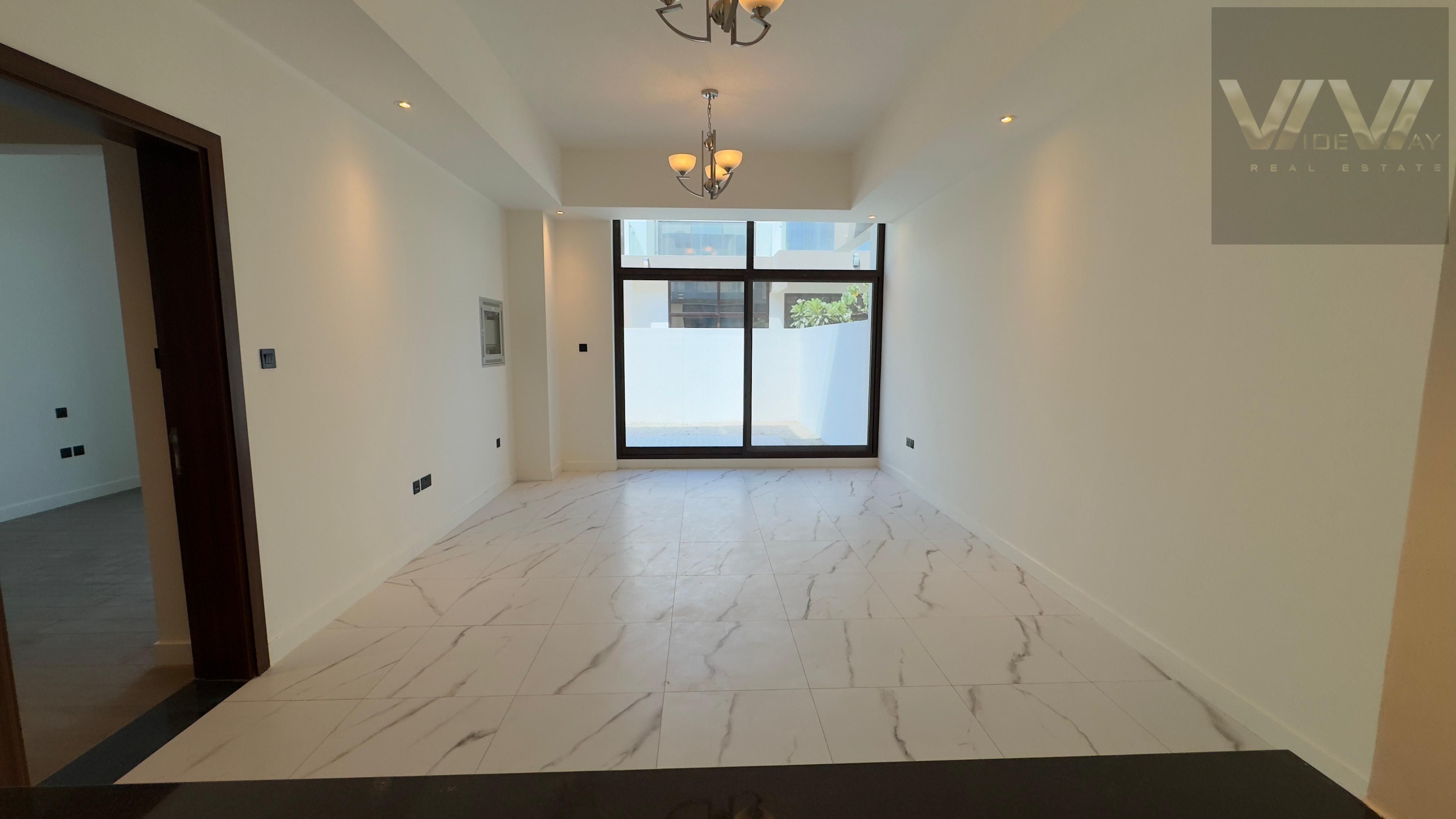 LUXURY LIVING | SPACIOUS VILLA | SMART INVESTMENT
