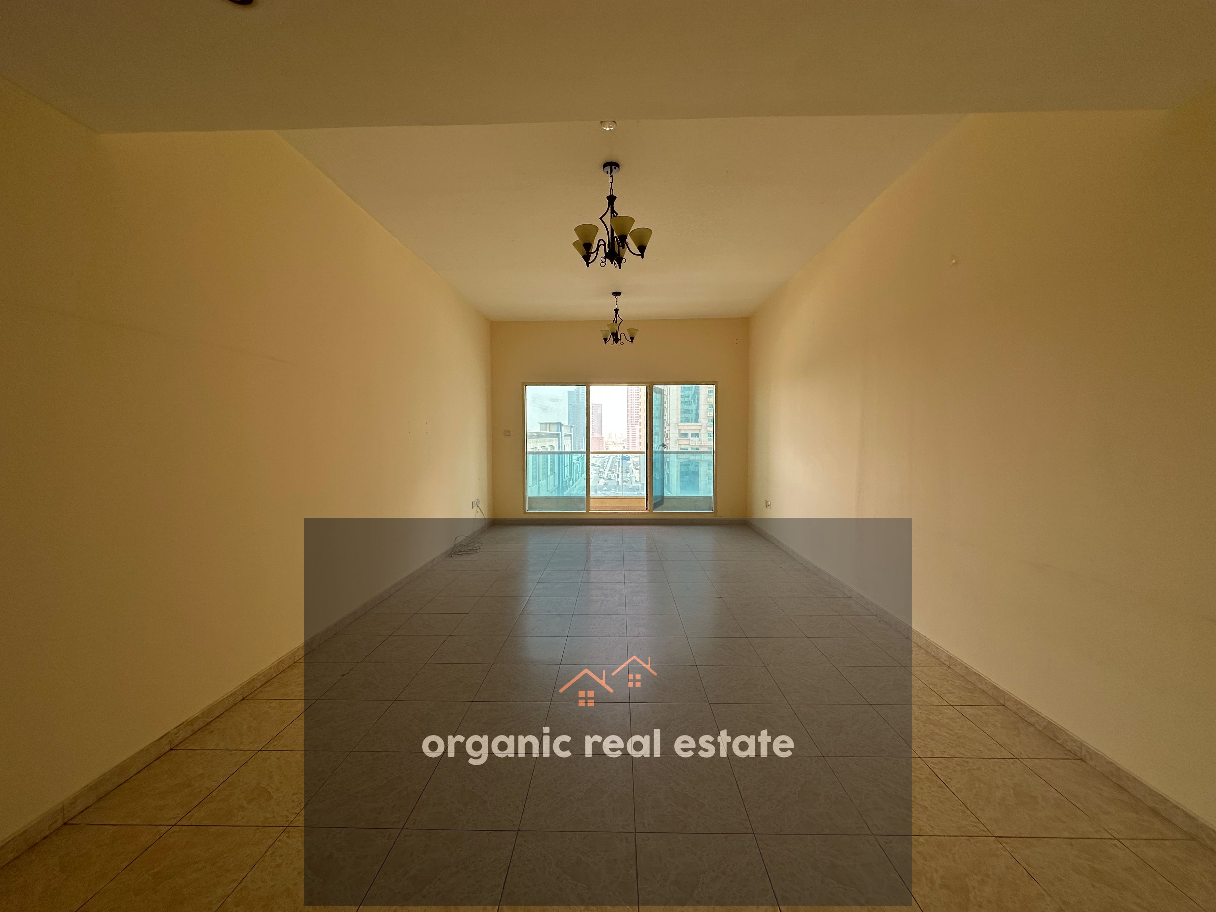 Ac free 3bhk with wardrobe + parking