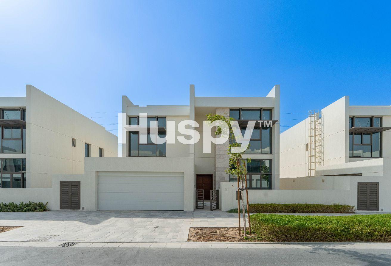 Single Row | Burj View | Brand New
