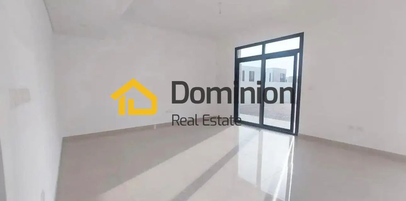 READY TO MOVE l PRIME LOCATION l PEACEFUL COMMUNITY