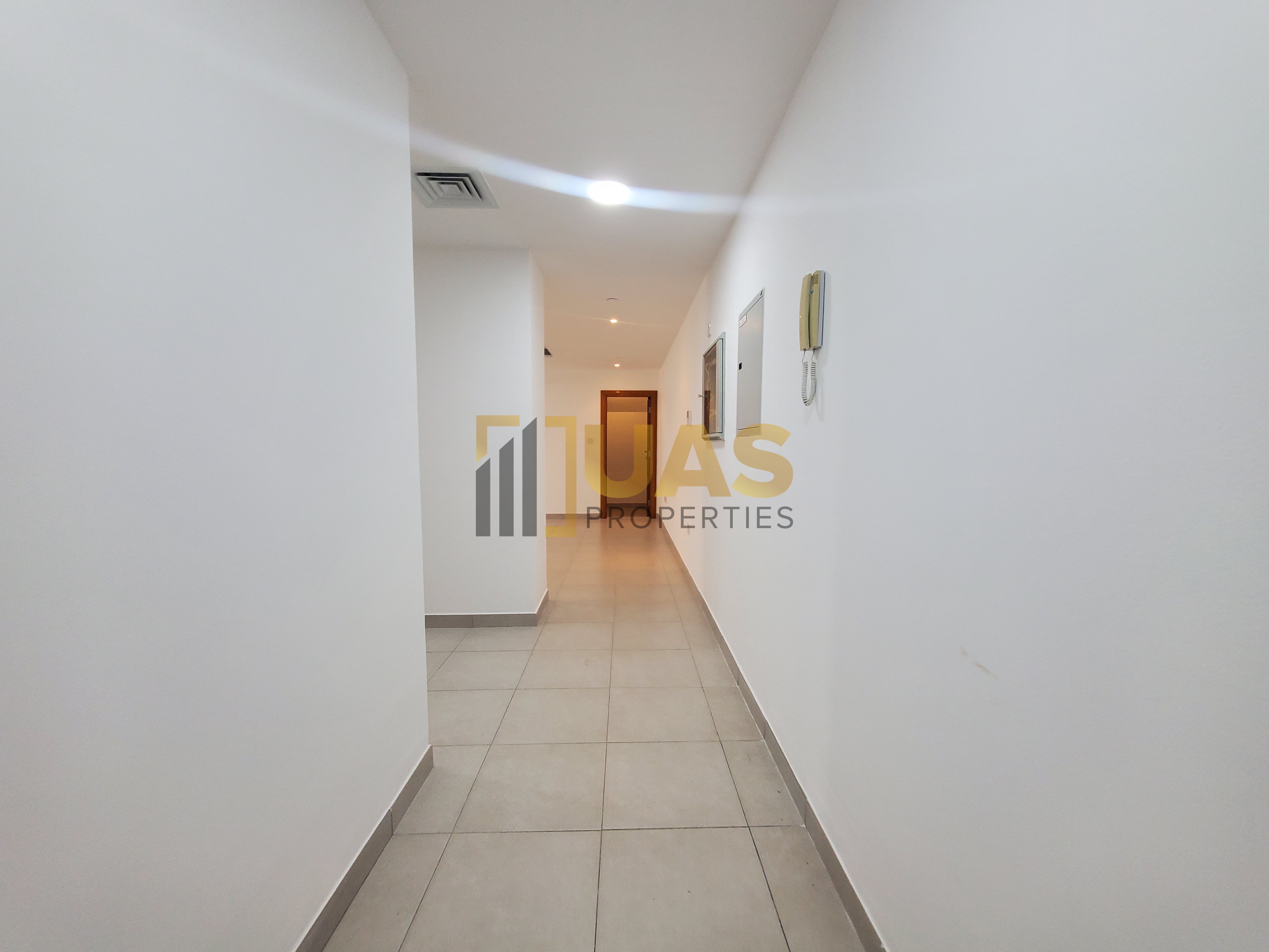 1bhk Specious Size | Chillar Free | Store Room