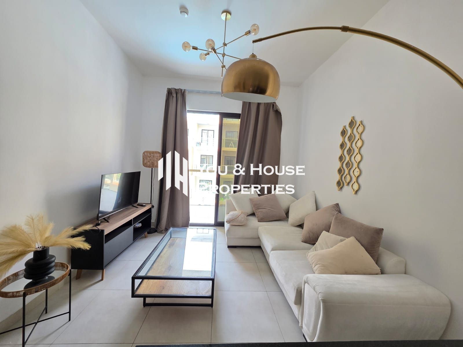Elegant Design Apartment I Fully Furnished I Good Condition
