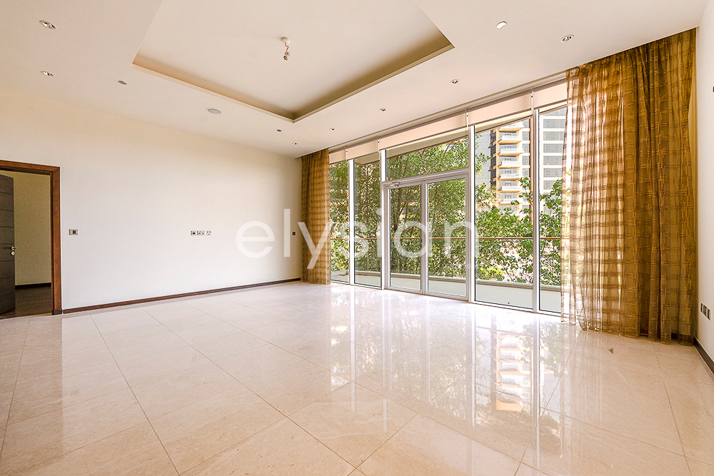 Mid Floor I Resort Living I Unfurnished