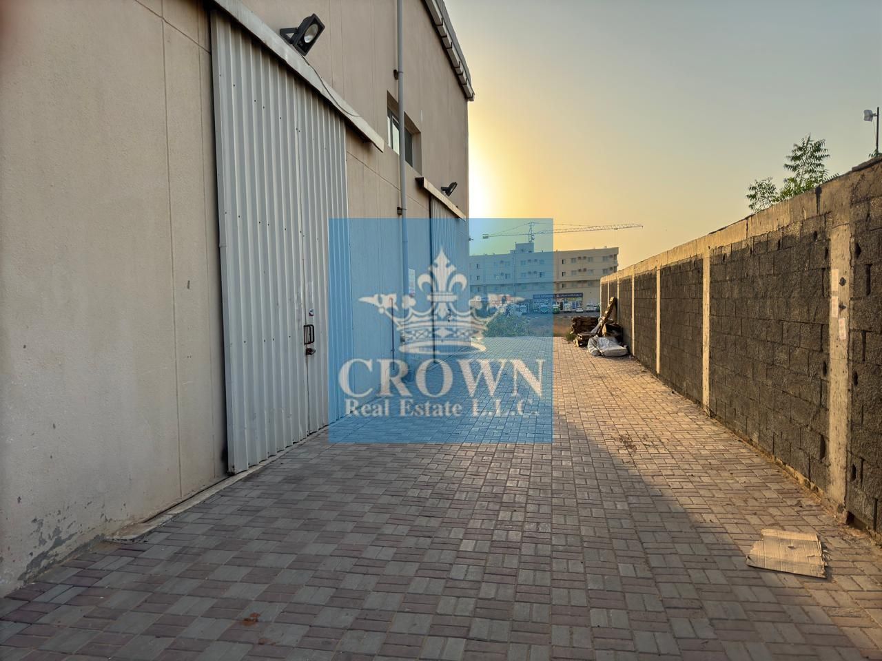 ** 2500 sqft Warehouse for Rent in Emirates Modern Industrial Area, Umm Al Quwain**