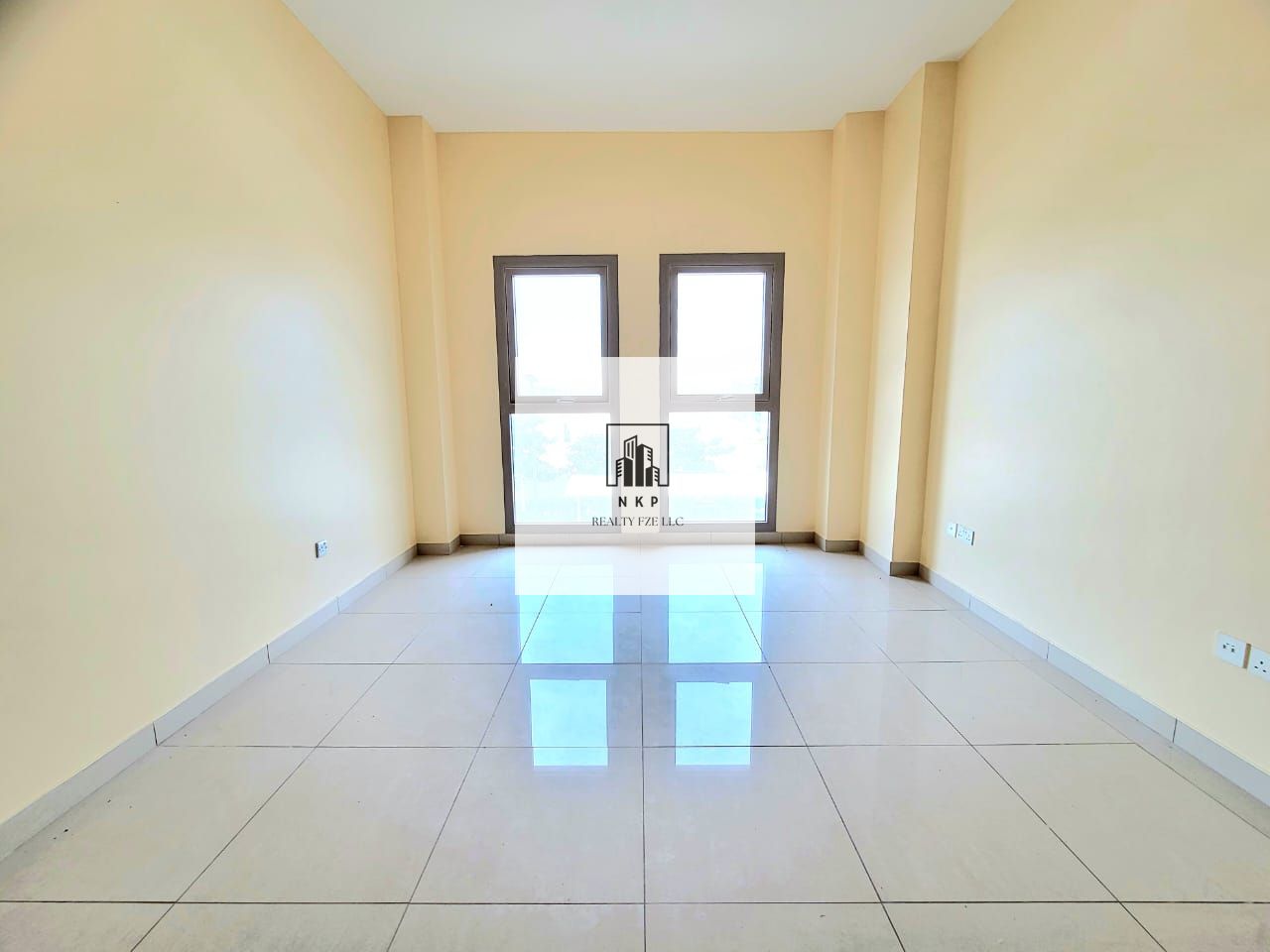 Spacious elegant 1Bhk close kitchen with balcony Garden Alzahya