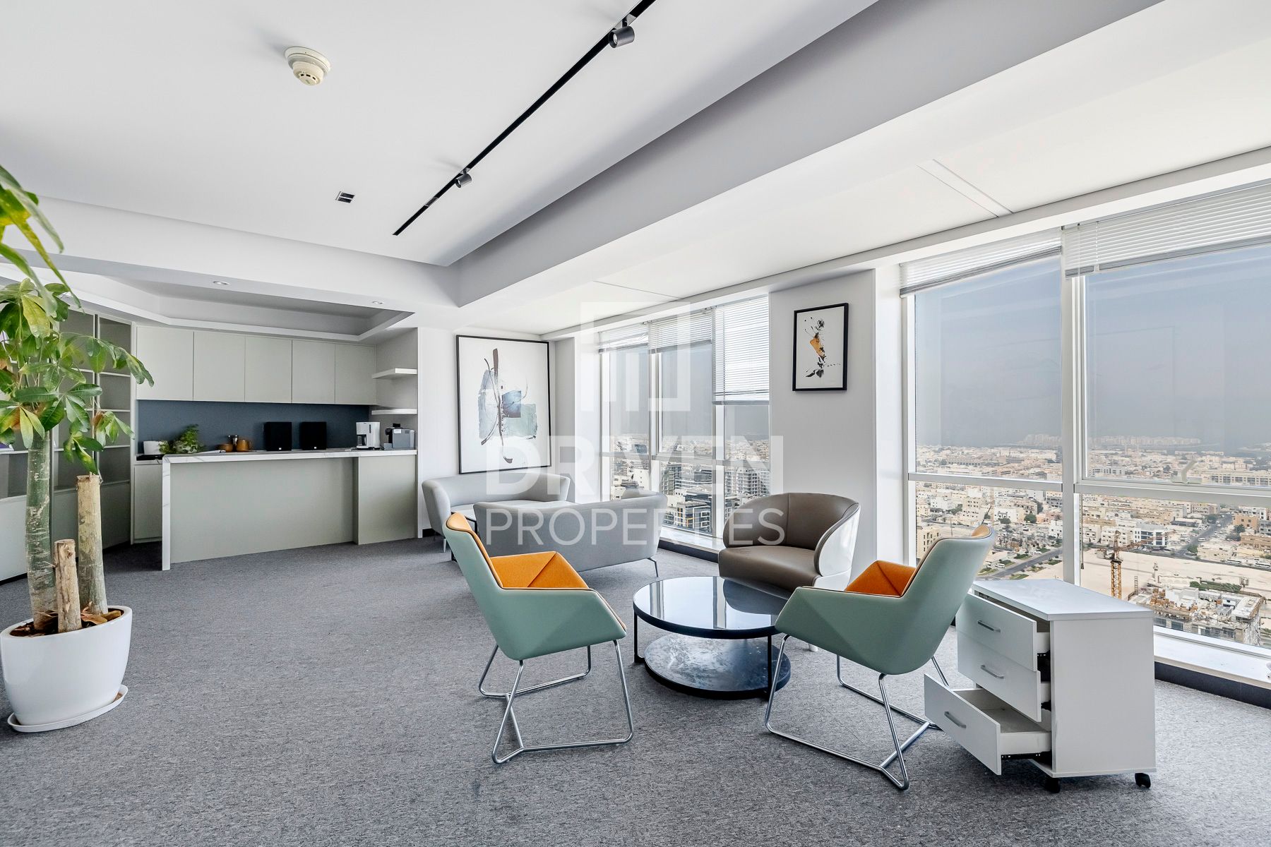 Elegant Furnished Office | 5-Star Commercial Hotel