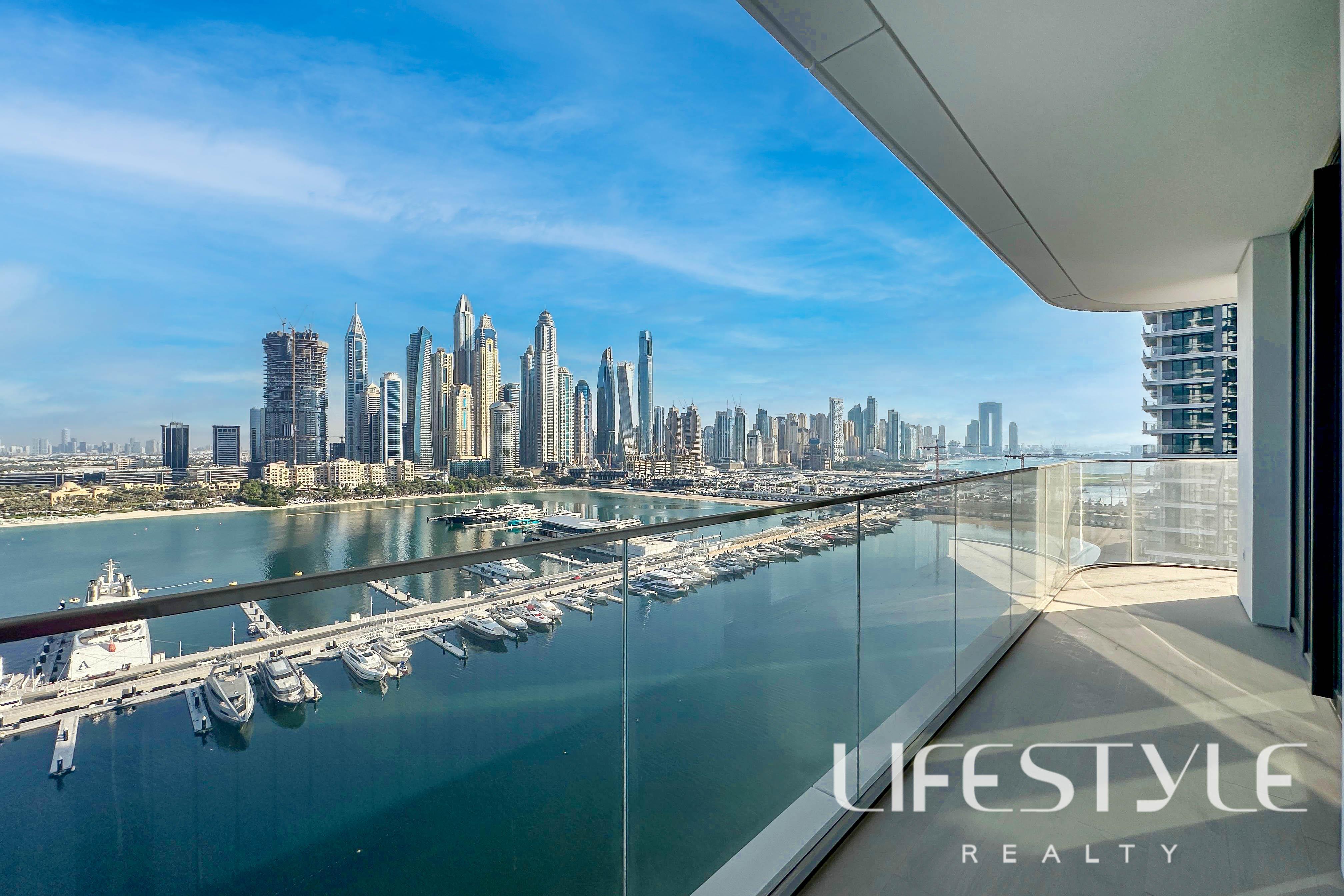 Best Price/ Full Marina Yachts View / Brand New