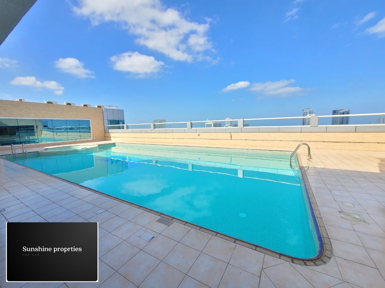 Lavish/Studio Apartment/With Gym Pool/Close To Dubai Exit