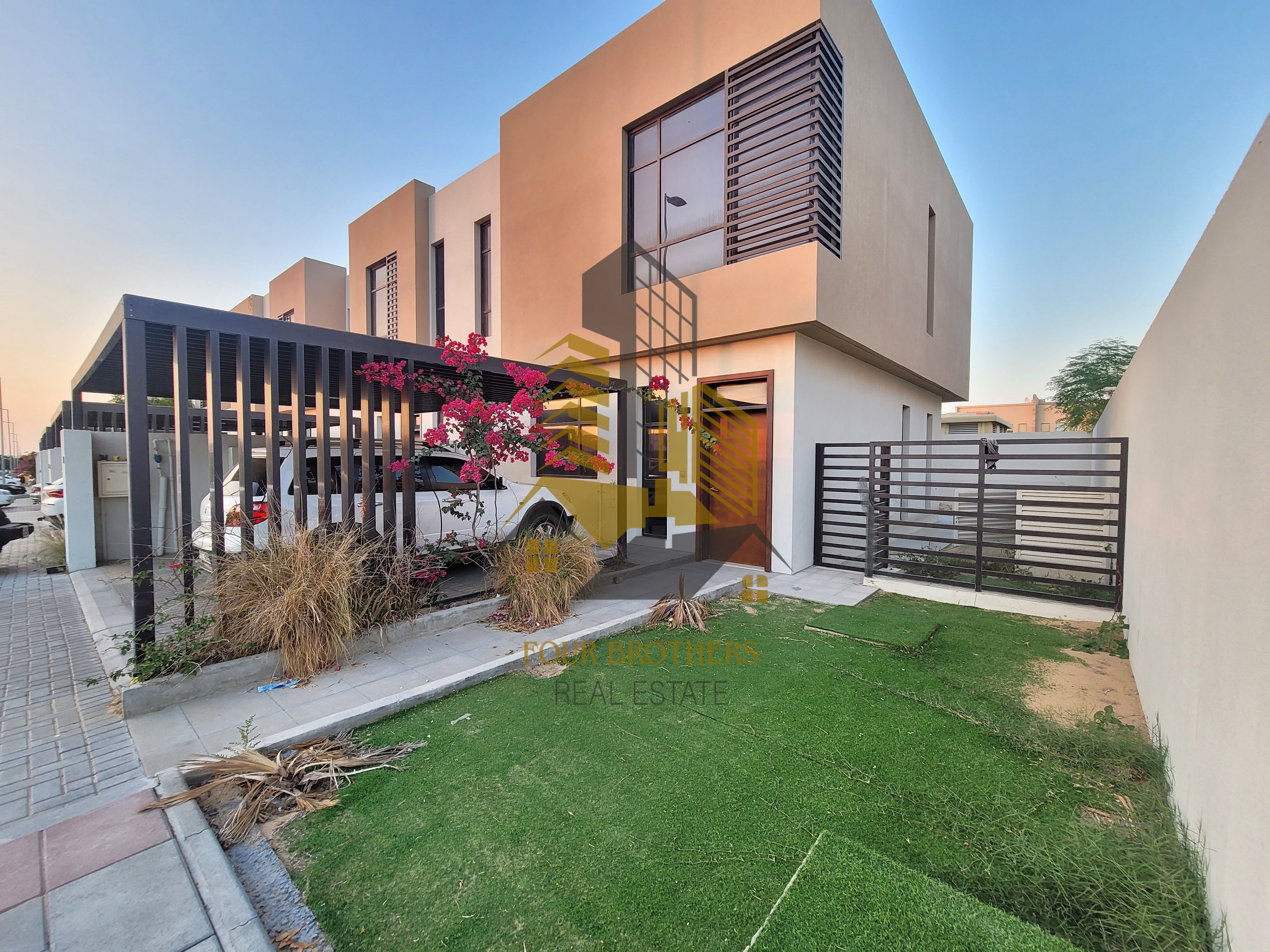 Corner Unit 3Bhk Townhouse On Prime Location Sharjah