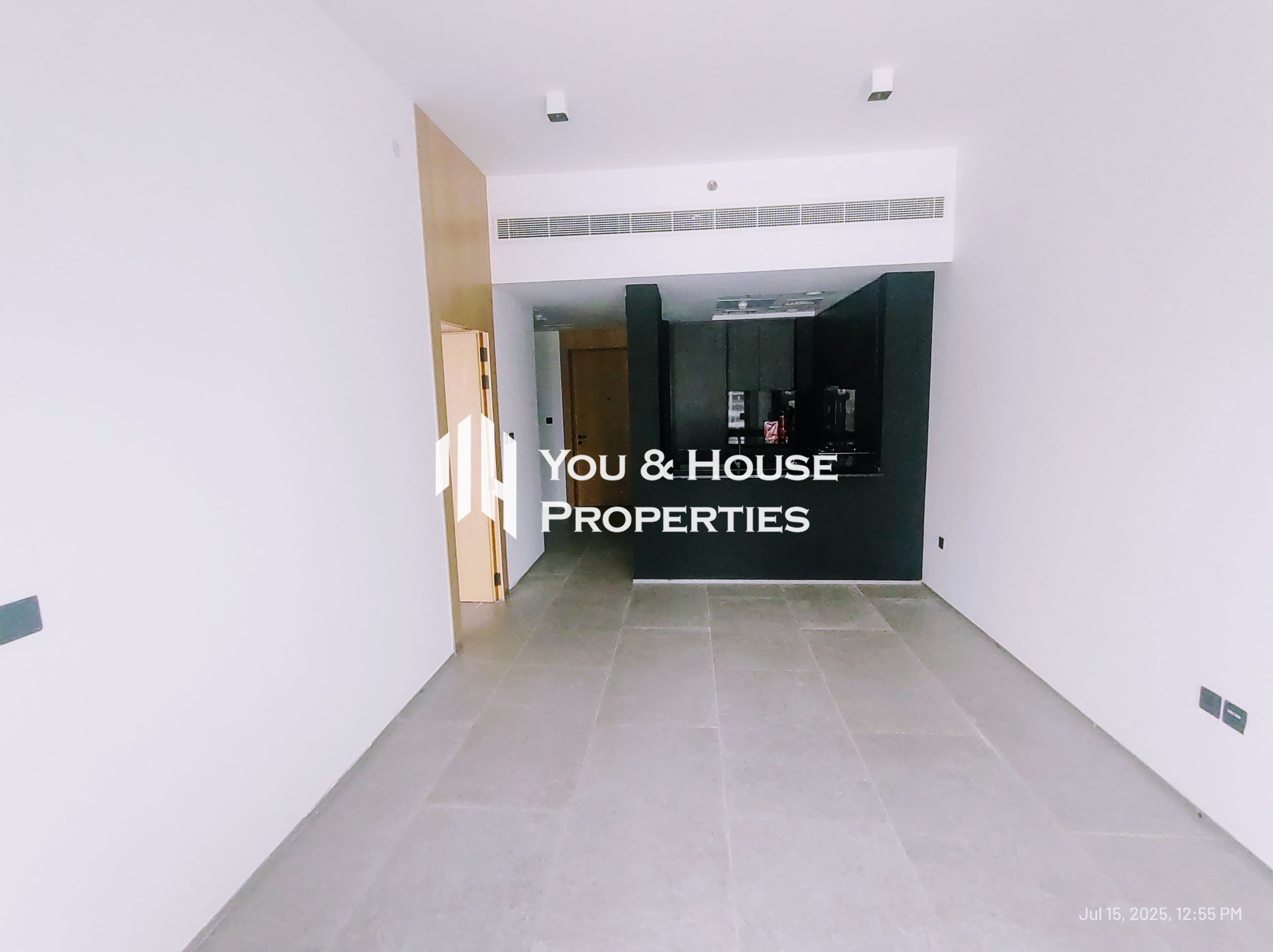 Spacious Unit | Premium Amenities | Fitted kitchen