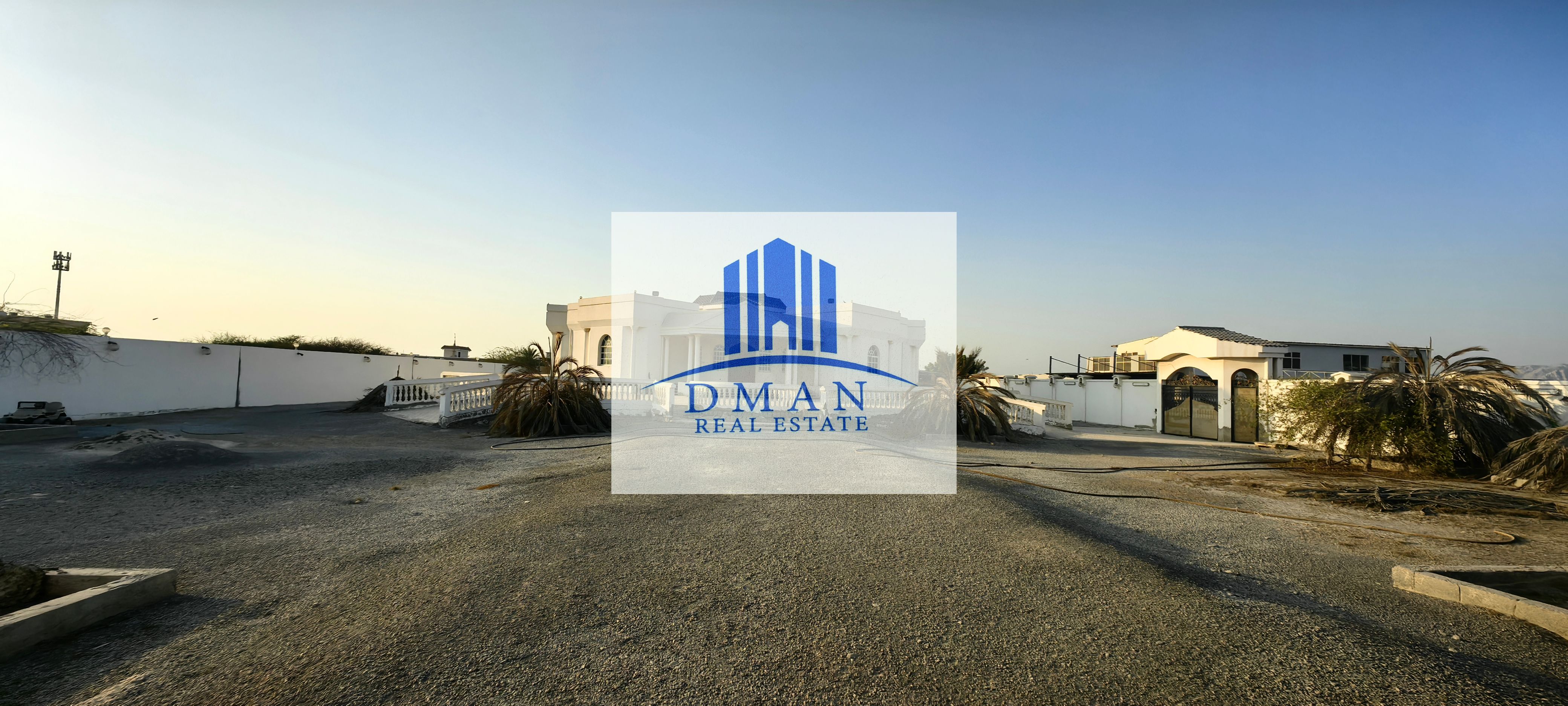 HUGE PLOT WITH VILLA FOR SALE IN SAYH AL GHAB