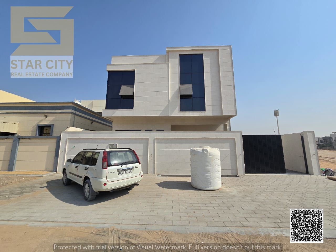 A stunning 5-bedroom villa with built-in wardrobes in a prime area of Al Yasmeen.