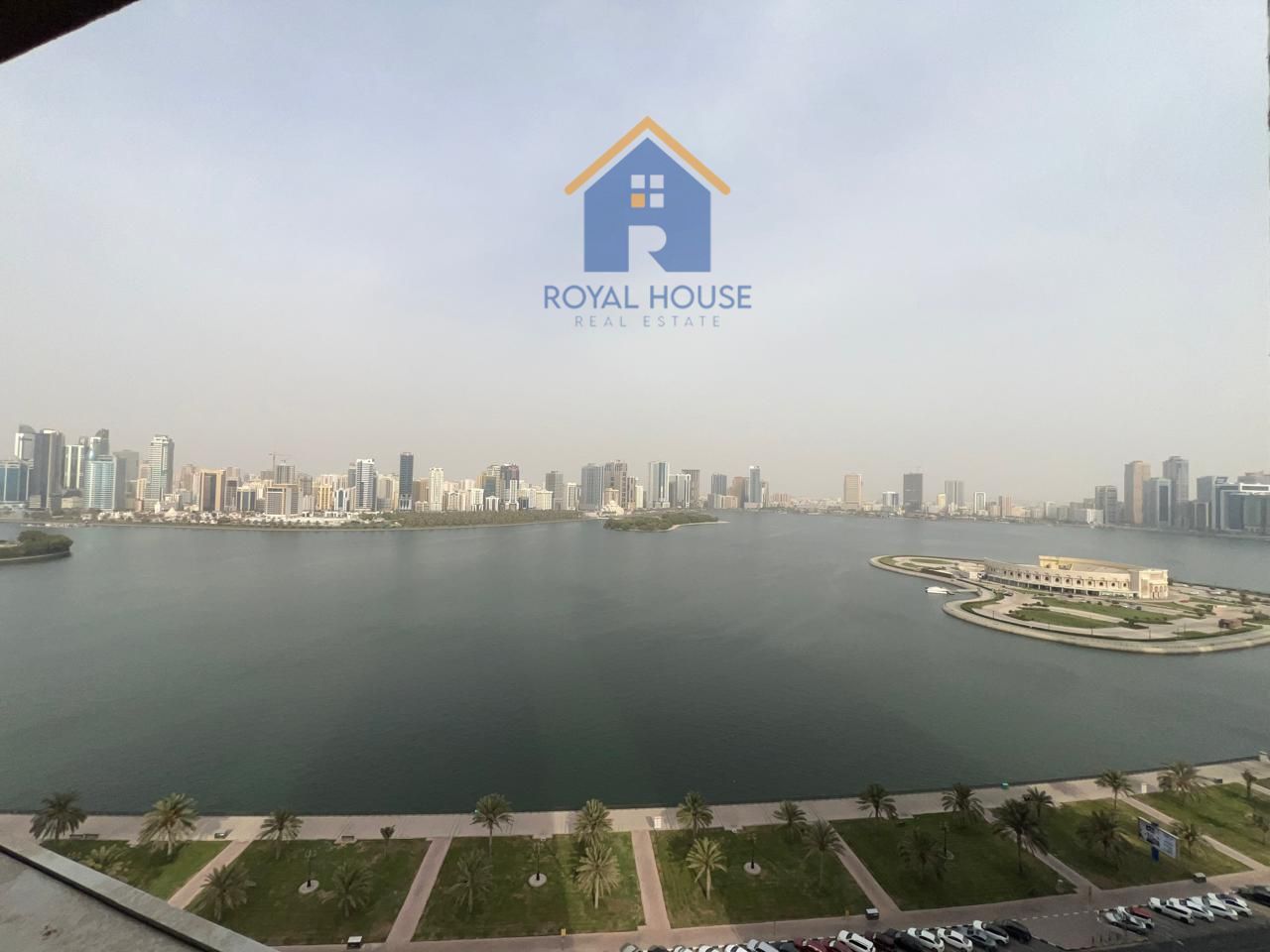 للبيع شقة ثلاث غرف و صالة في المجاز 3 - For sale, a three-bedroom apartment in Al Majaz 3