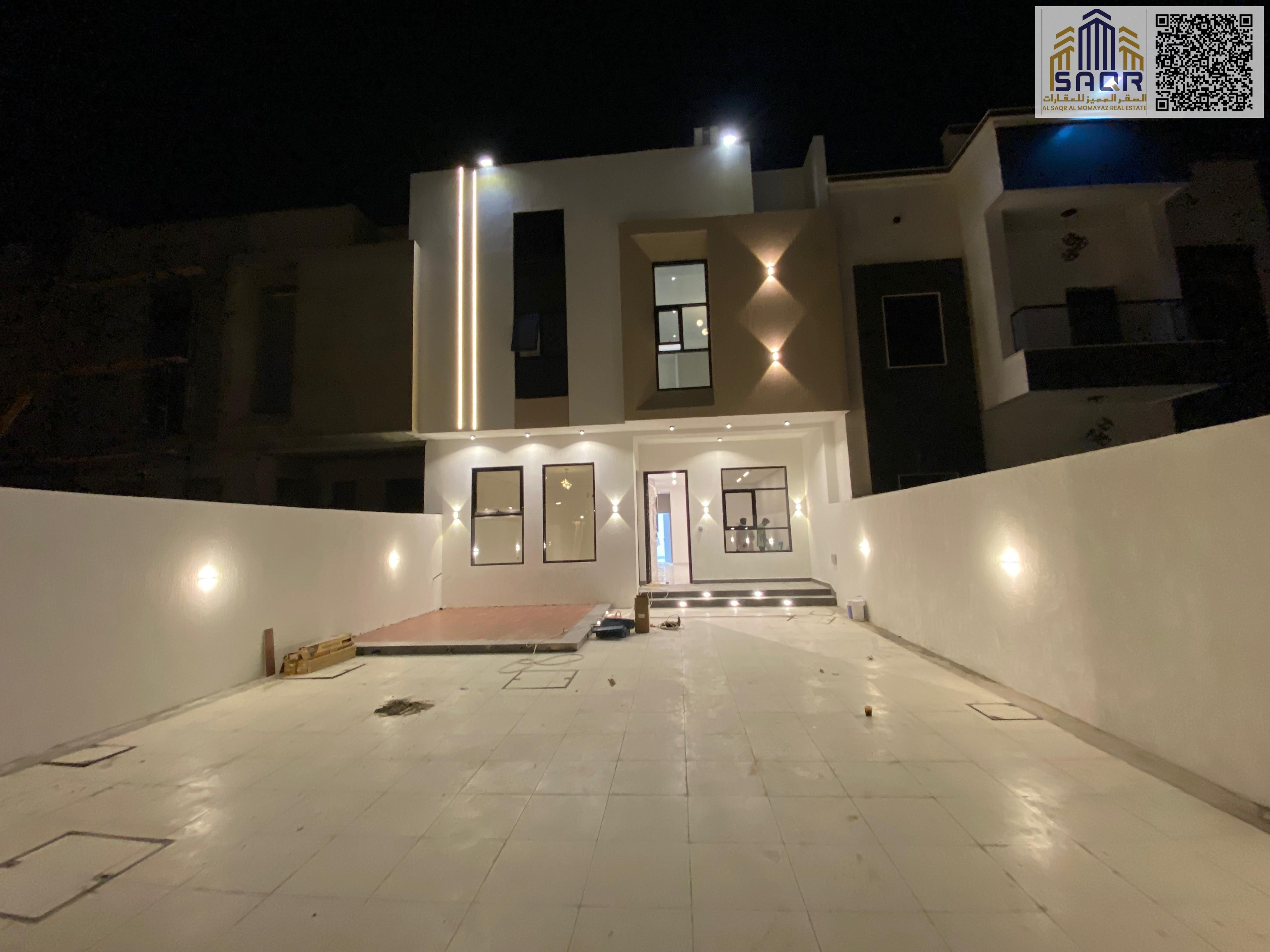 Villa at a special price, including fees / 3 floors / freehold / no service fees