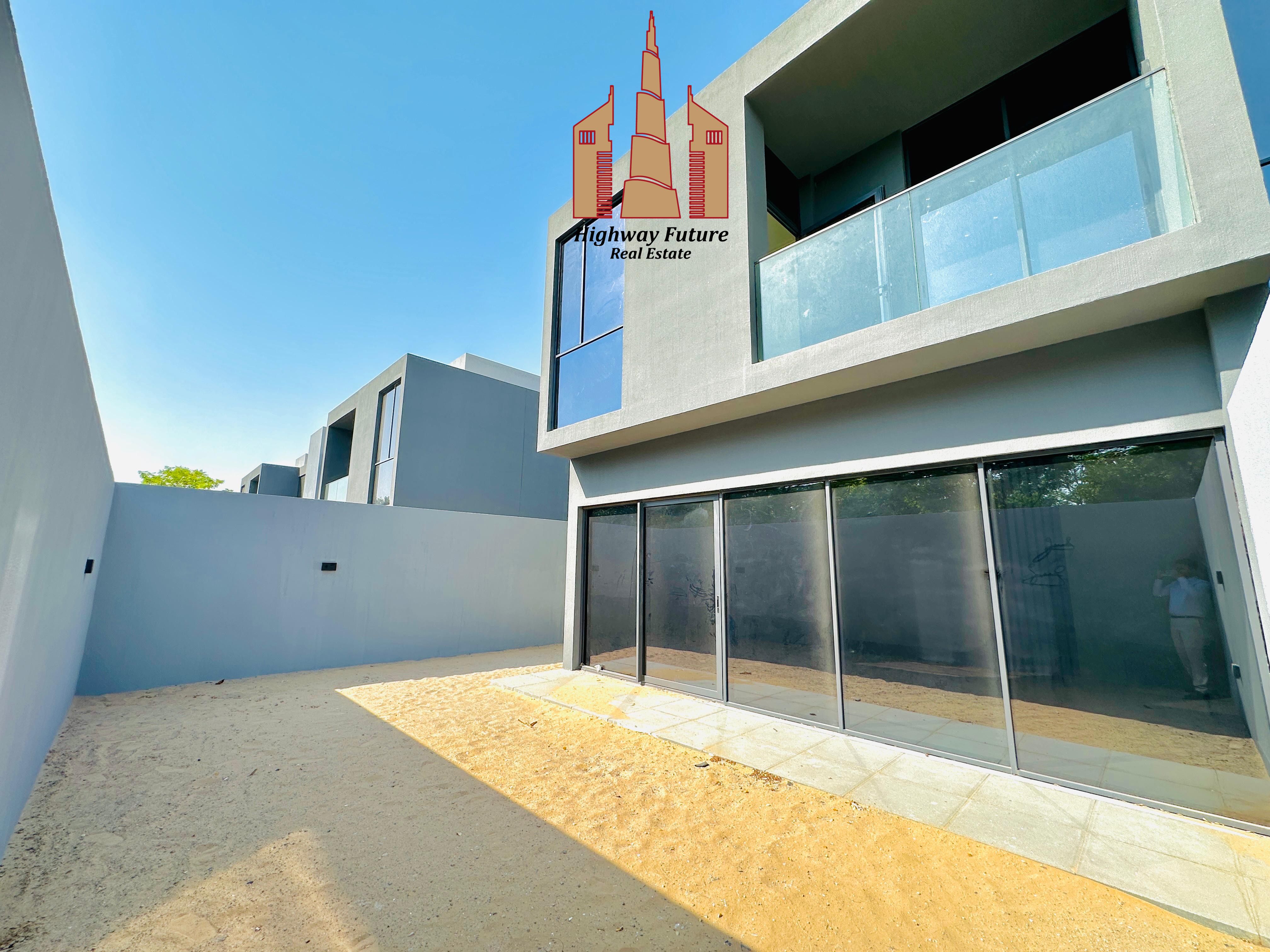 BIG UNIT CORNER || READY TO MOVE || BRAND NEW ||