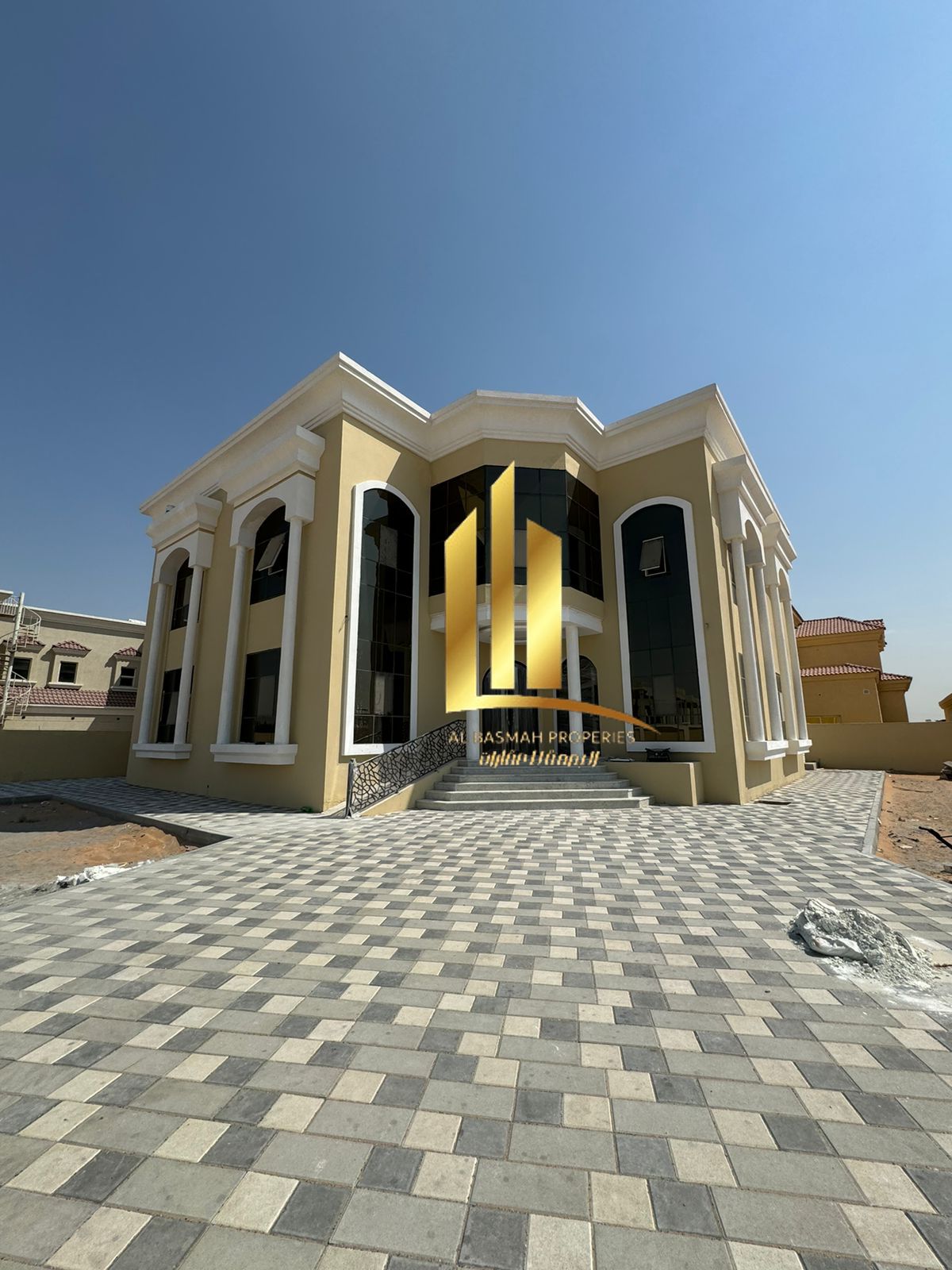 For sale: A luxurious new villa in Kashisha 6 - Al Rahmaniya Suburb / Sharjah - The villa is ready for occupancy