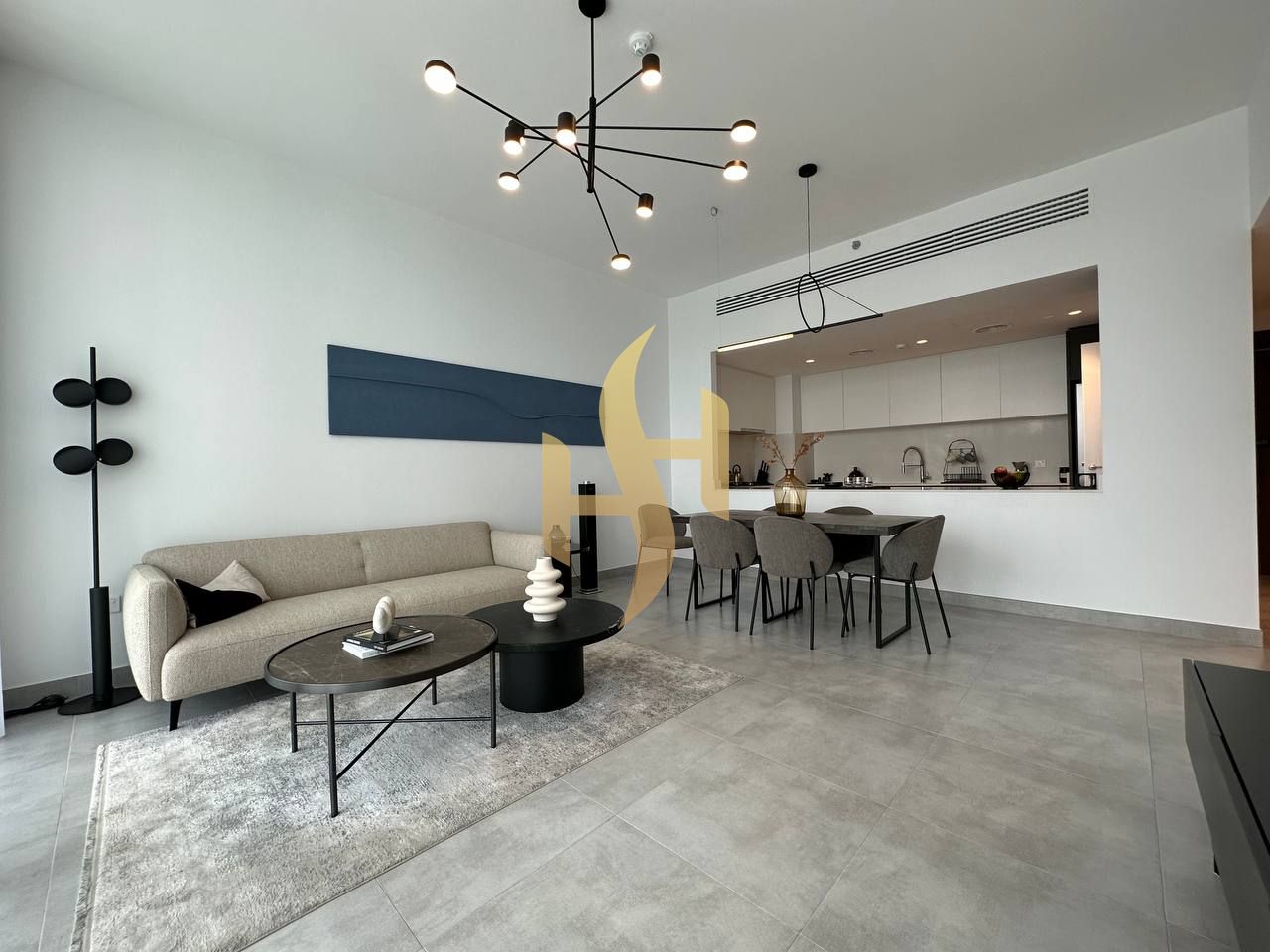 SMART HOME APARTMENT- GOOD LOCATION AND GOOD SIZE