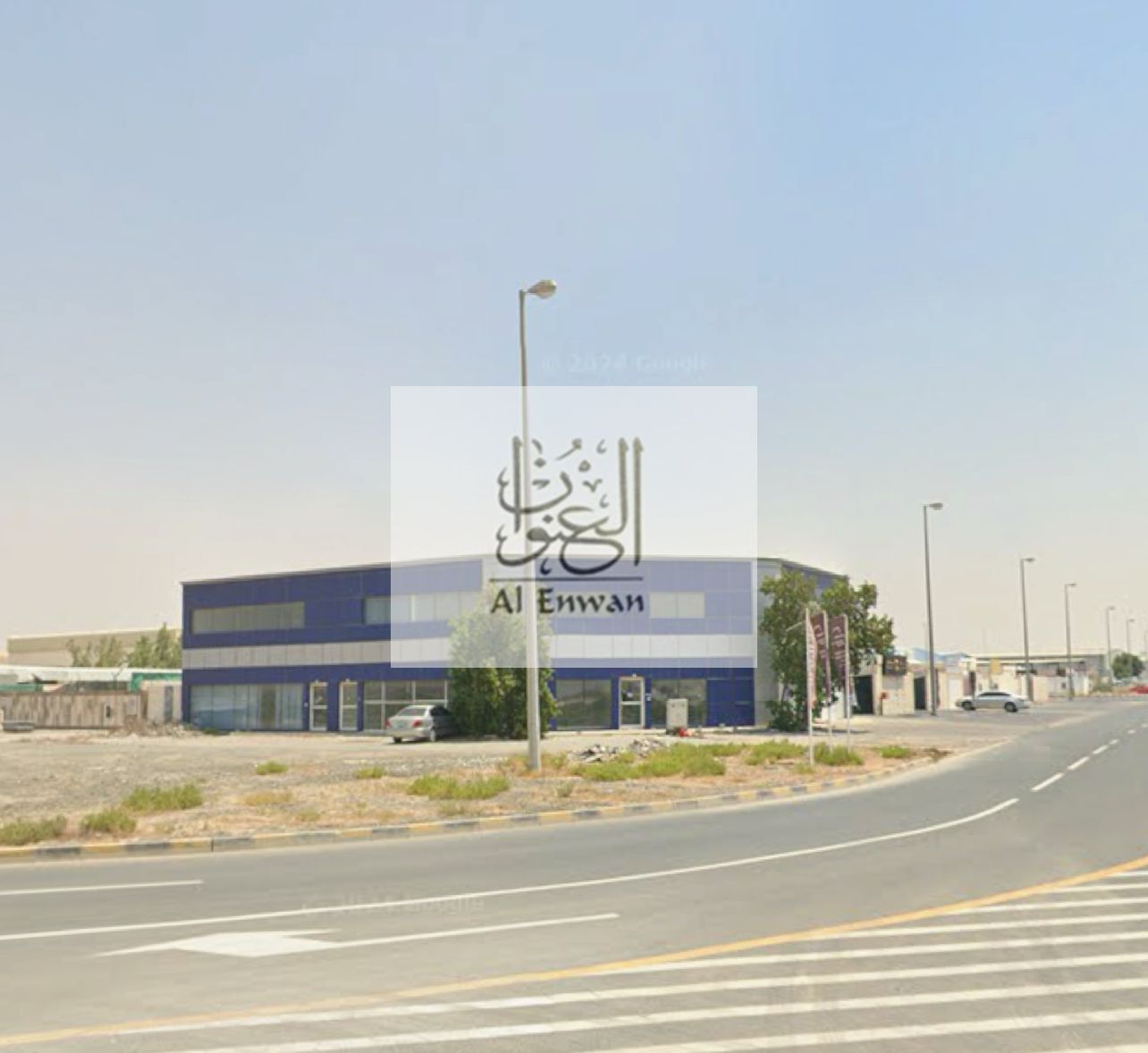 For sale a showroom and a hedge in Al-Saja area