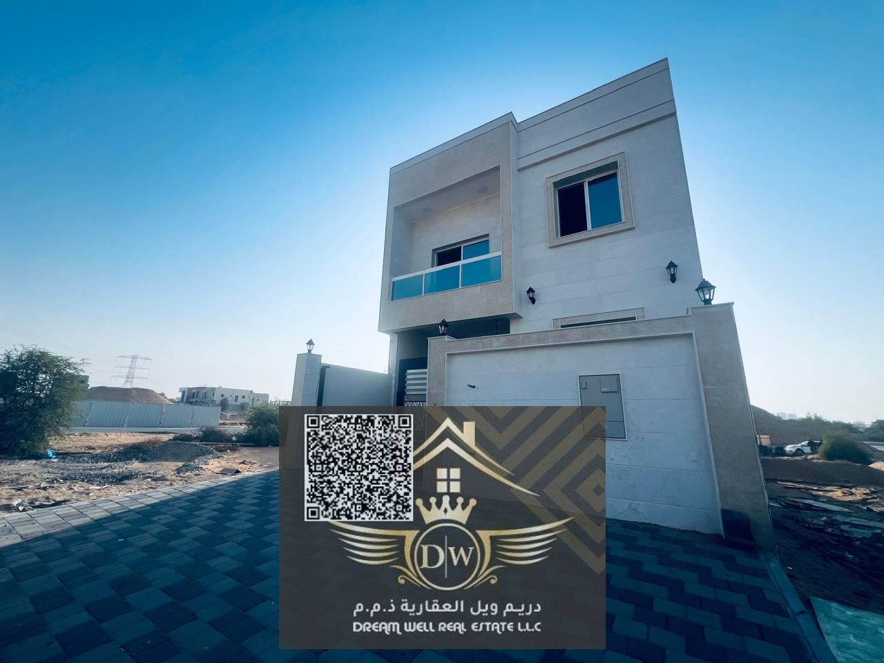 Premium Townhouse Five Bedroom Villa for Sale – Prime Location & Modern Design Included Transfer Fee