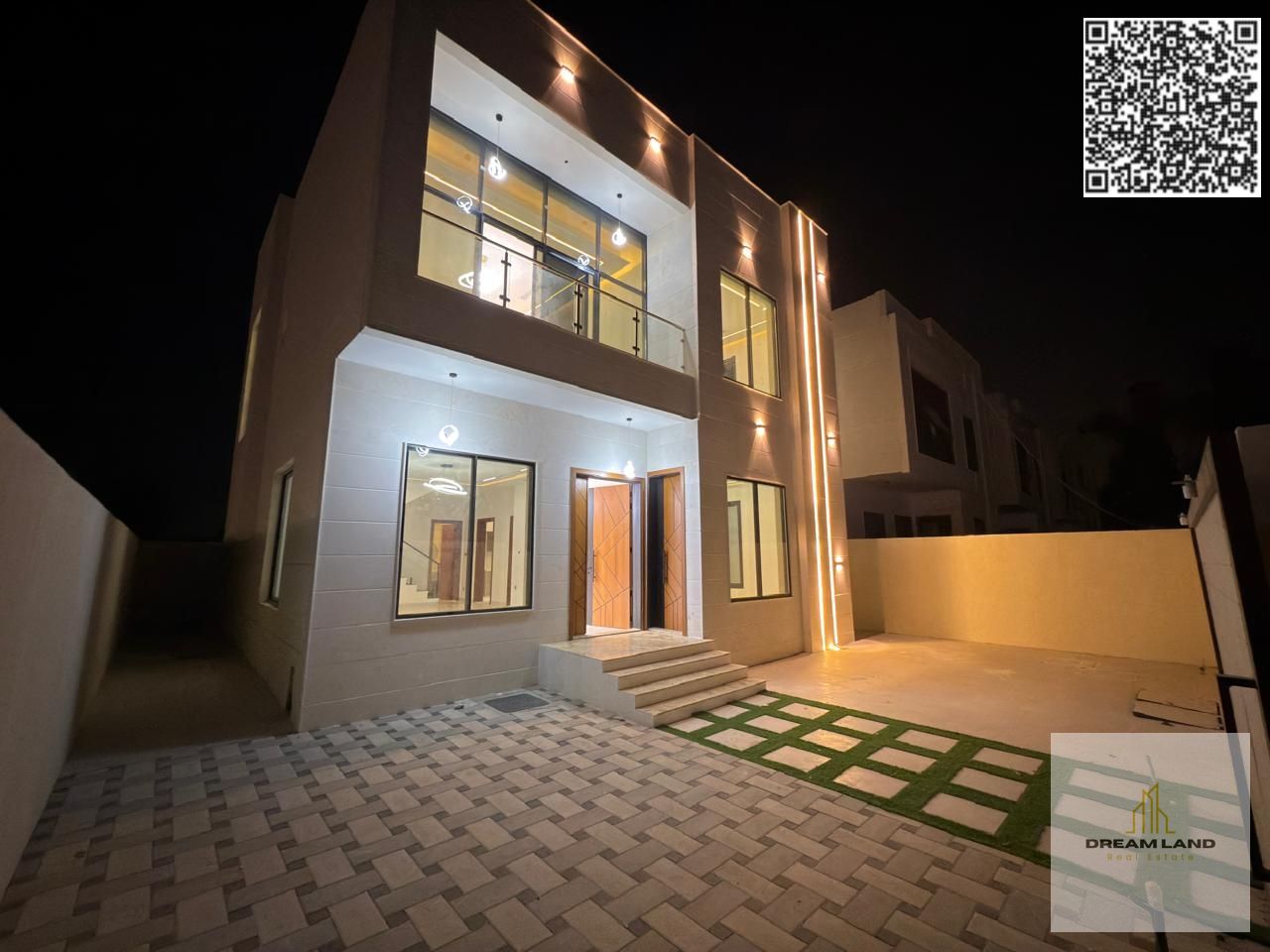 For sale, a villa, including registration and ownership fees, two floors, stone facade, with the possibility of easy bank financing, freehold for all