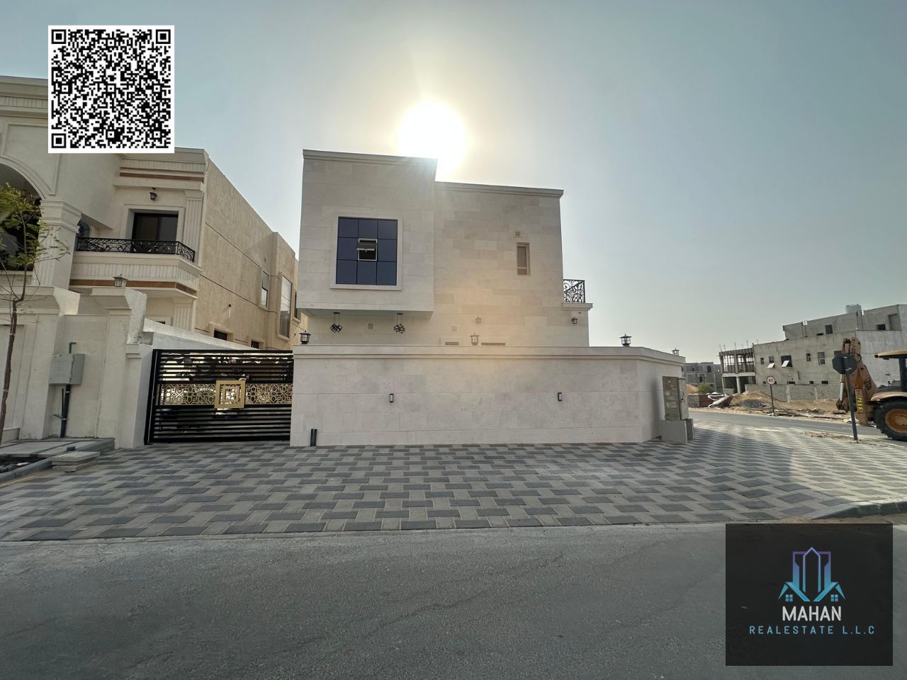 CORNER ROOF Villa for Sale – Al Helio 2, Ajman  Price: AED 2,300,000 (Reasonably Negotiable) Location: Al Helio 2 – Plot No: 3480 Includes Central AC (with Machines) & Private Swimming Pool   ---  Property Details:  Land Area: 4,000 sq. ft