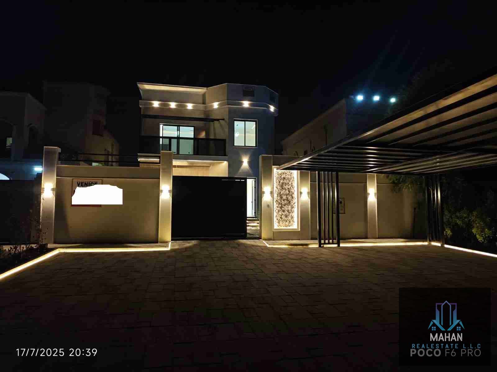 Villa for Sale – Al Mowaihat 2, Ajman  Price: AED 2,790,000 Location: Al Mowaihat 2 – Prime Residential Area Includes Electricity & Air Conditioning   ---  Property Details:  Land Area: 5,000 sq. ft  Built-up Area: 4,200 sq. ft  Spacious Layout &