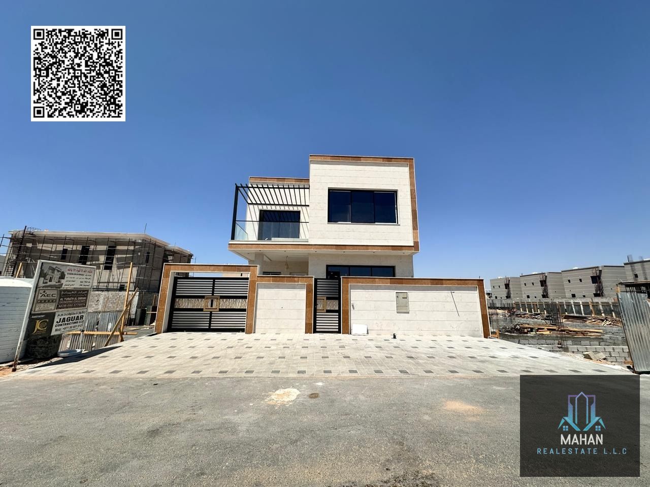 5 bedroom villa majlis hall with register fee in price