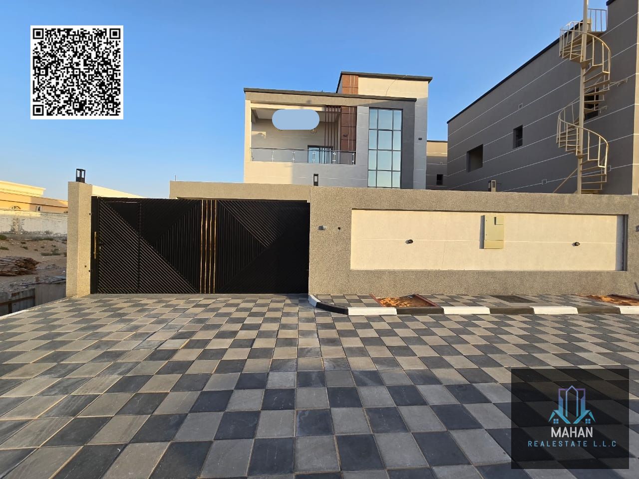 5 villa majlis hall with roof land area 4500 square feet
